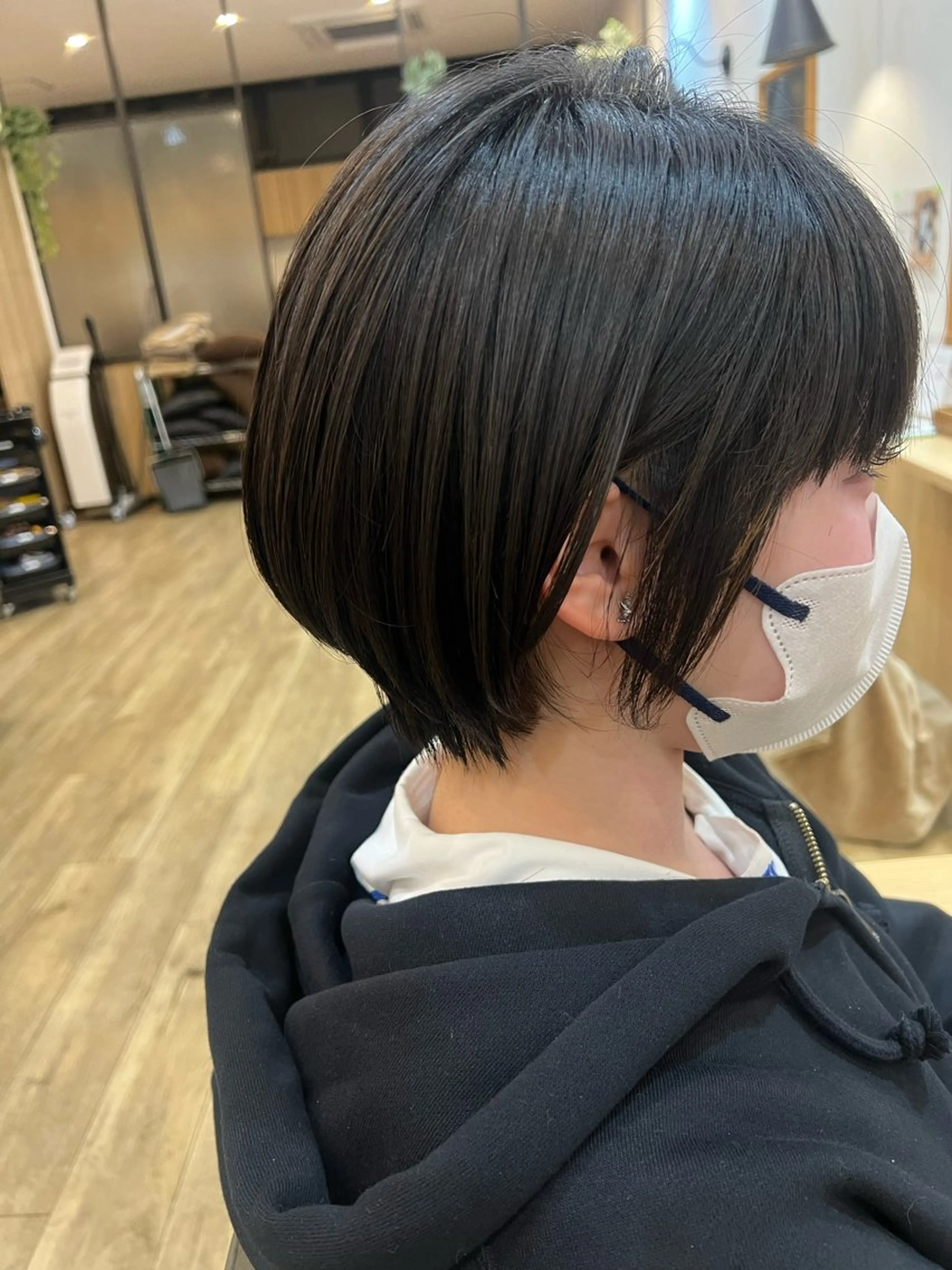 ショート 高辻 日菜のヘアスタイル