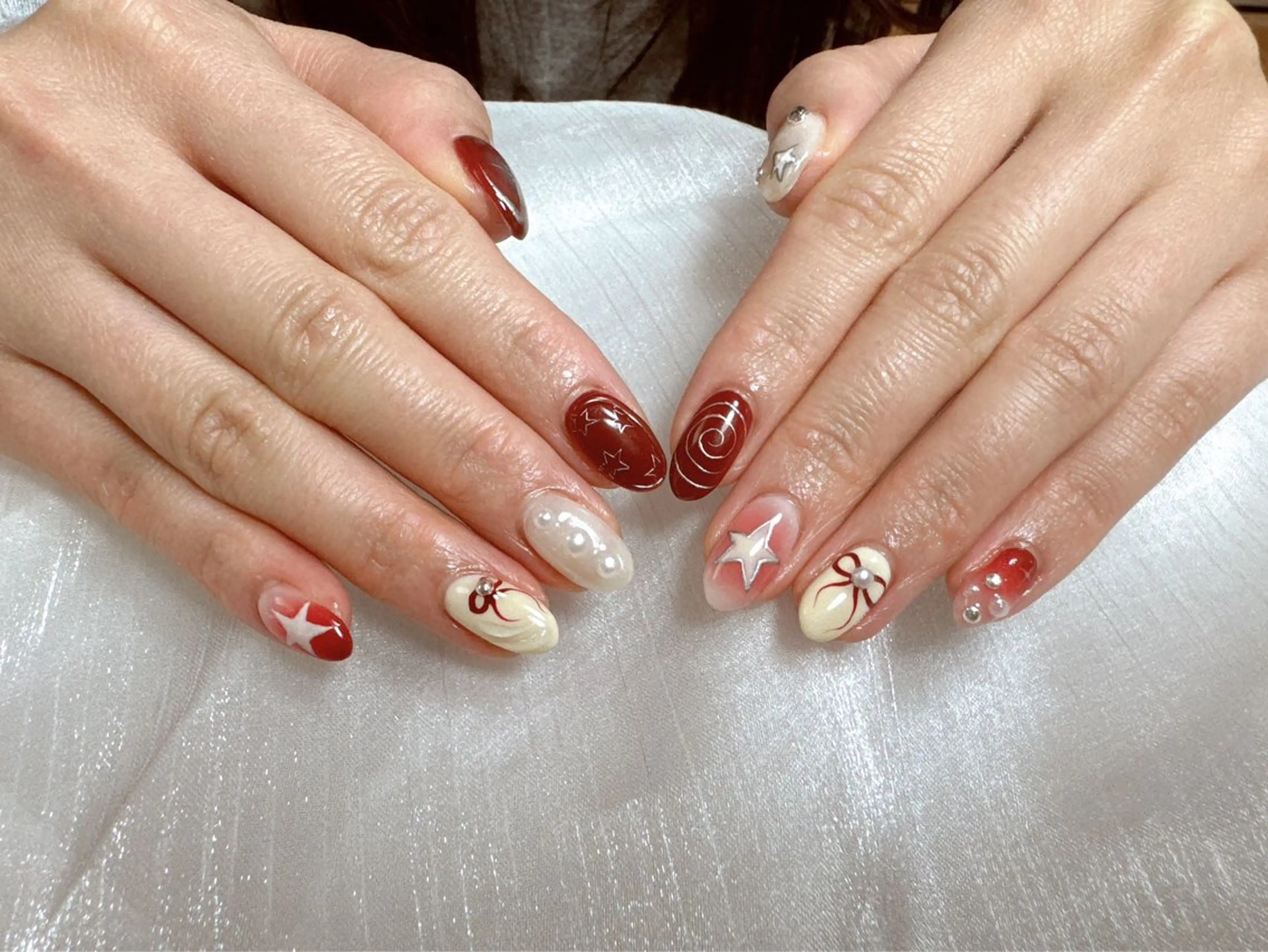 ネイル ネイルサロンエクラ 🫧Shizukaのネイルデザイン