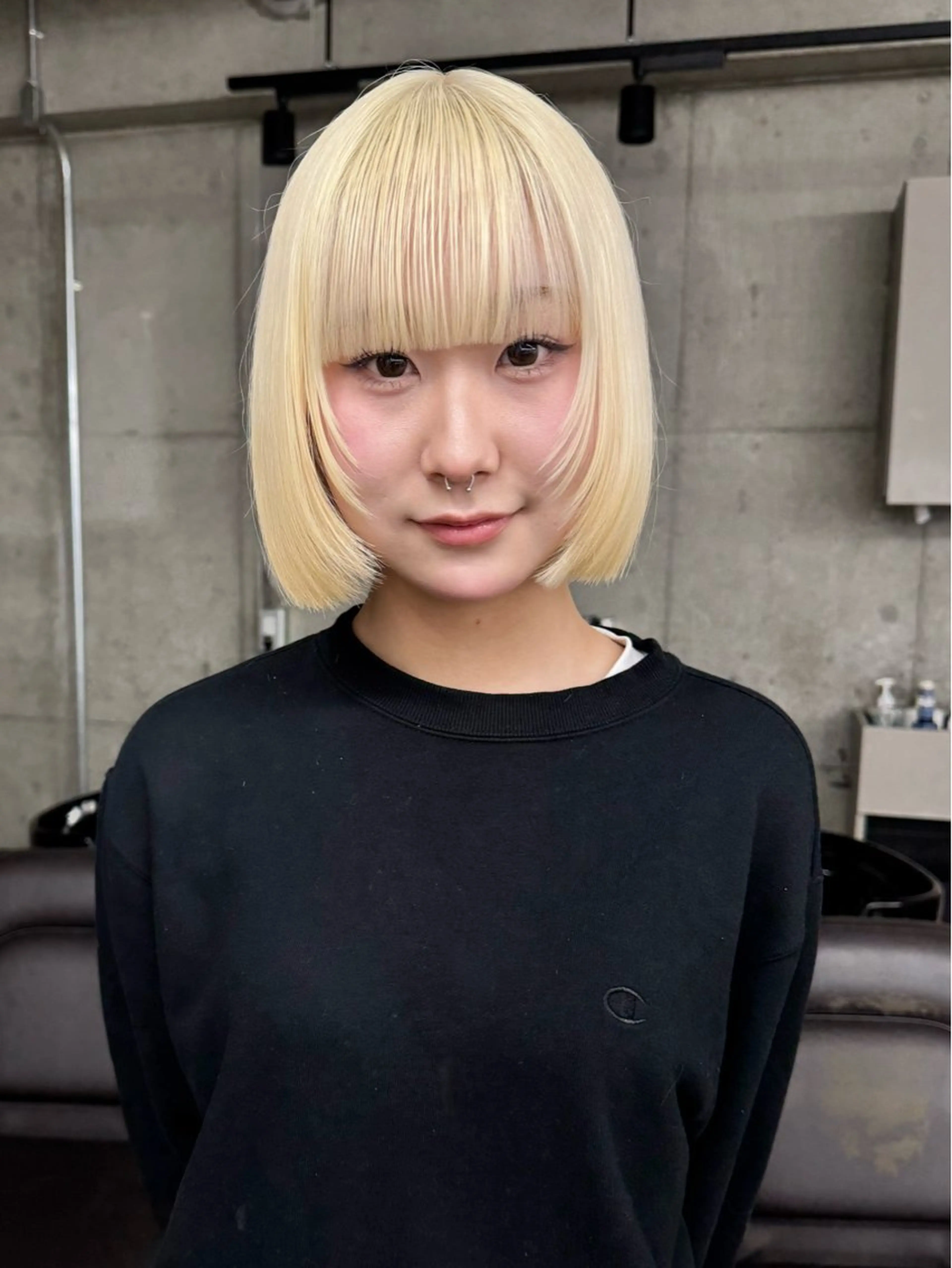 ショート カラー ヘアカラー トリートメント ✨ブリーチ/顔周り レイヤー¦YUKA✨のヘアスタイル