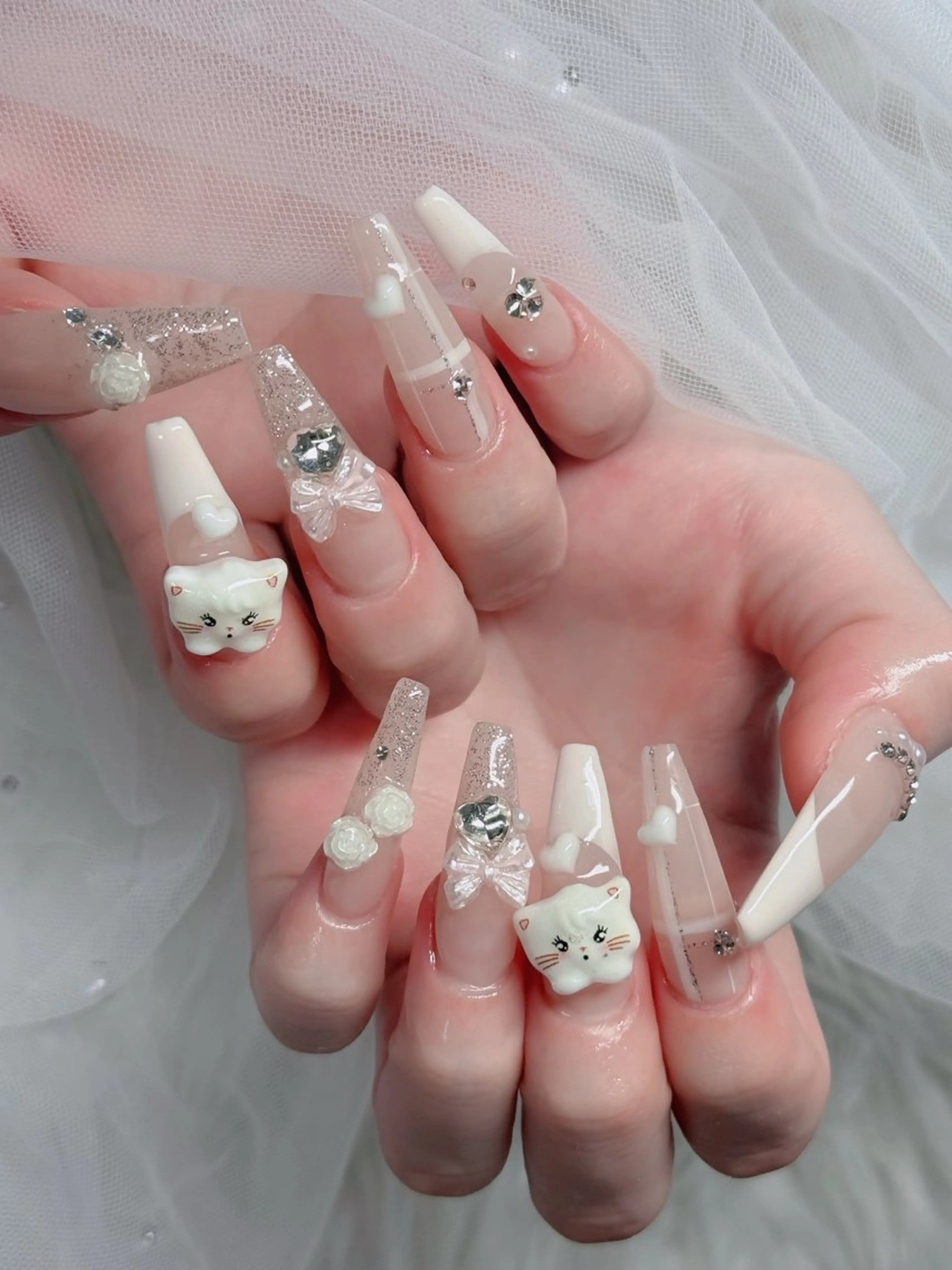 ネイル アートネイル ボルドー フレンチネイル ジェルネイル 氷ネイル・うるうるネイル ハンドネイル H.baby Nail Salonのネイルデザイン