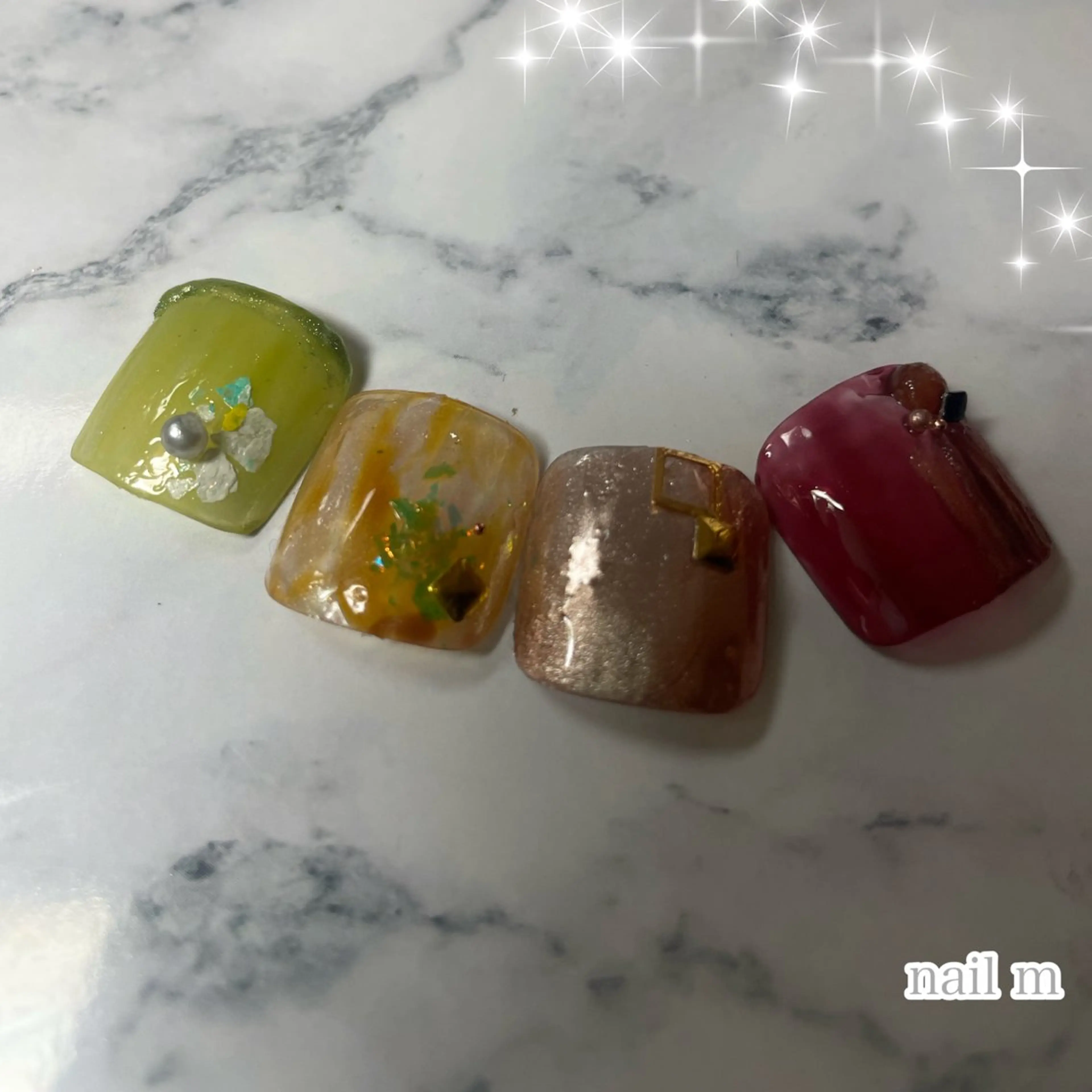 ネイル ミラーネイル NAIL★M 真紀のネイルデザイン