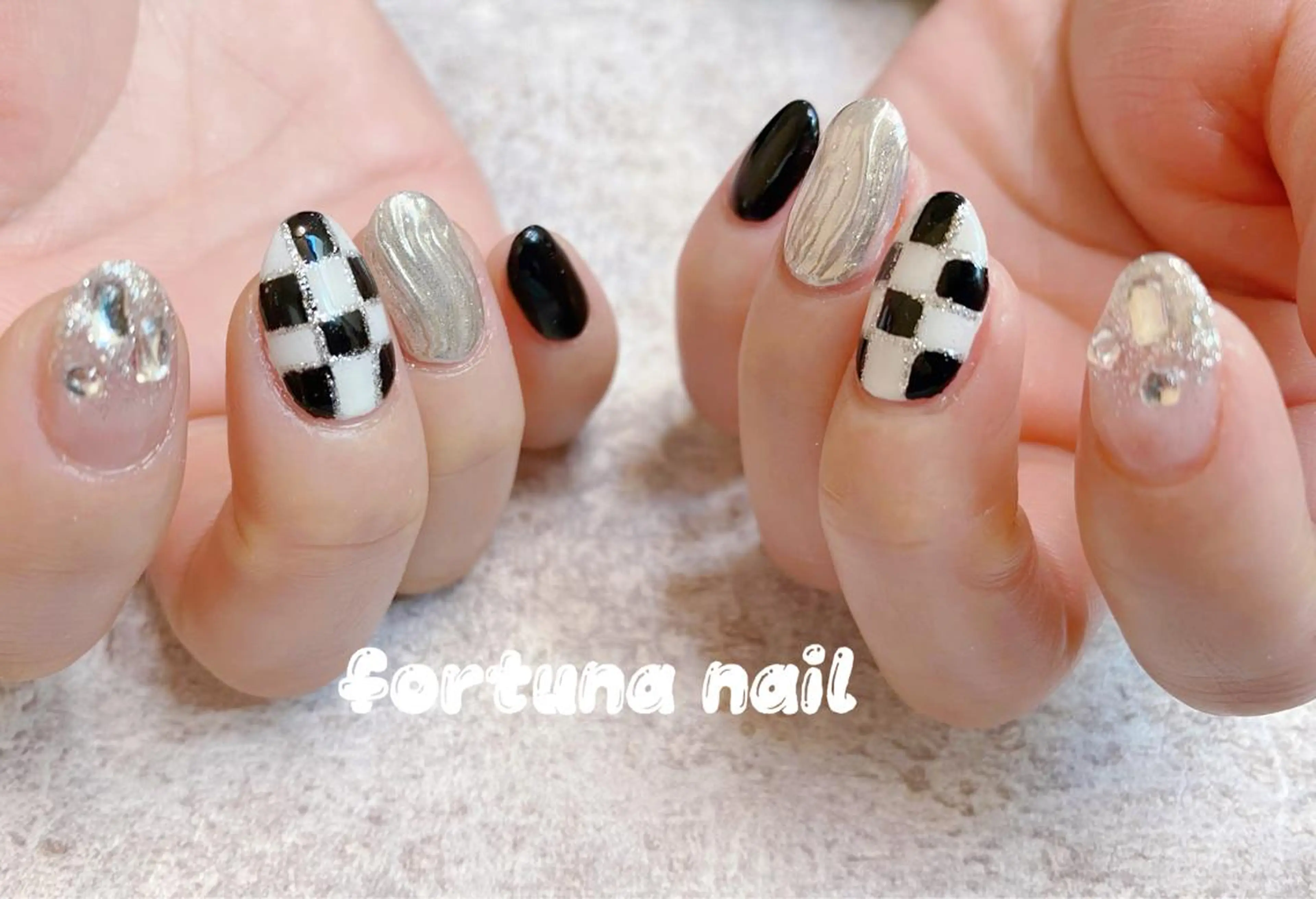 ネイル Nail •Head スパFortunaのネイルデザイン