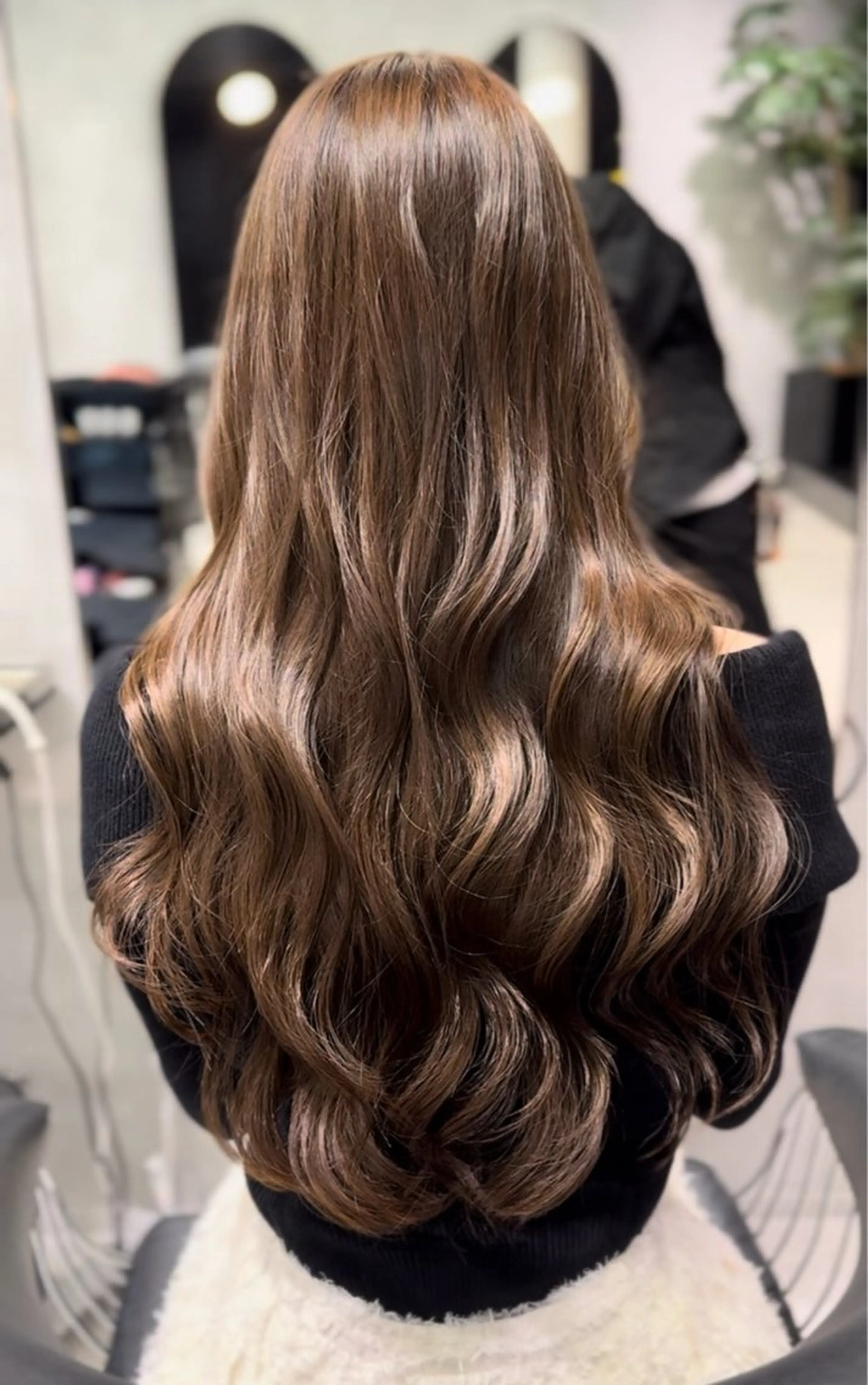 ロング パーマ 【レイヤーカット】 関根【コテ巻パーマ】のヘアスタイル