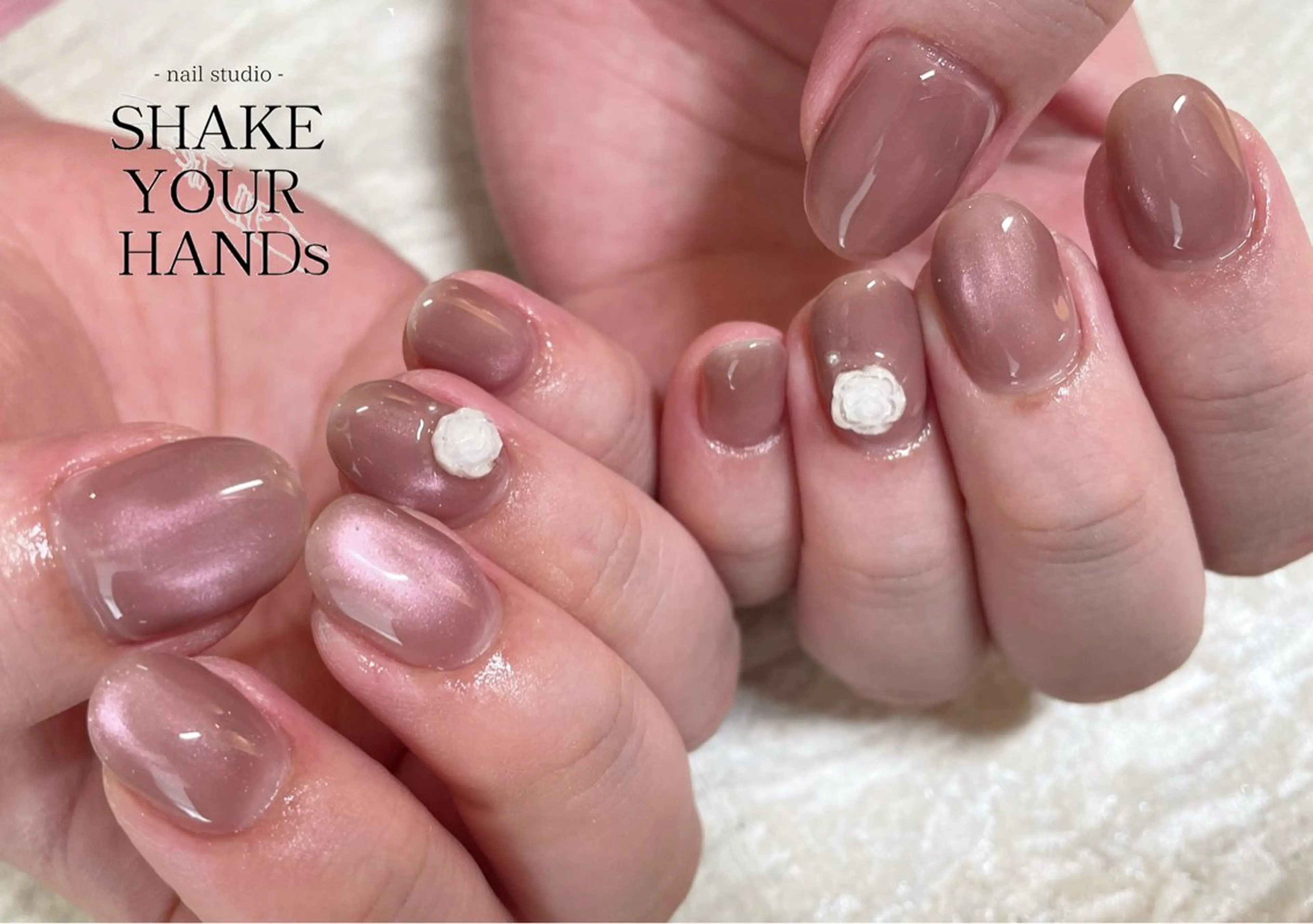 ネイル ハンドネイル ネイルスタジオ シェイクユアハンズのネイルデザイン