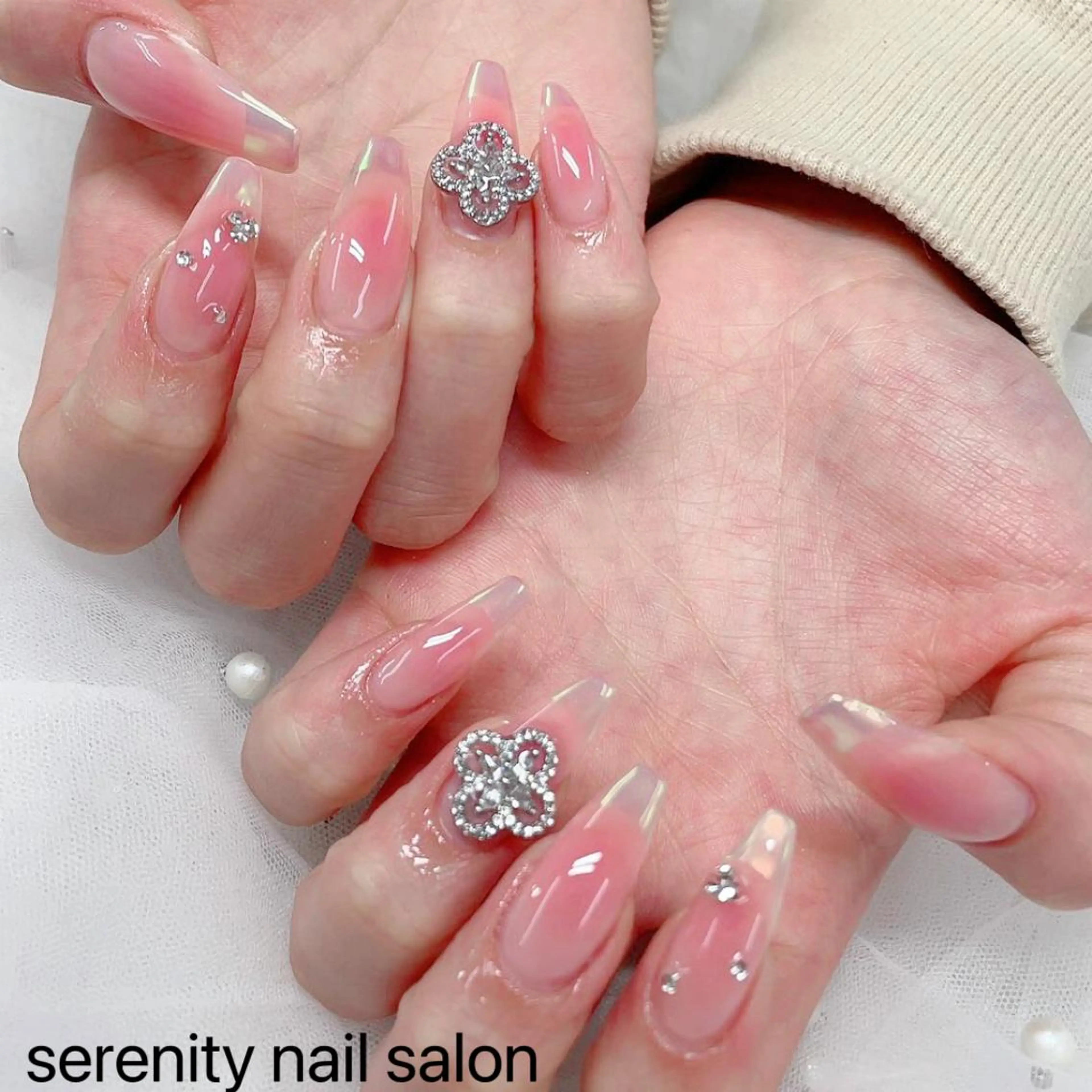 ネイル ハンドネイル ハンドケア ✨Serenity Nail salonのネイルデザイン