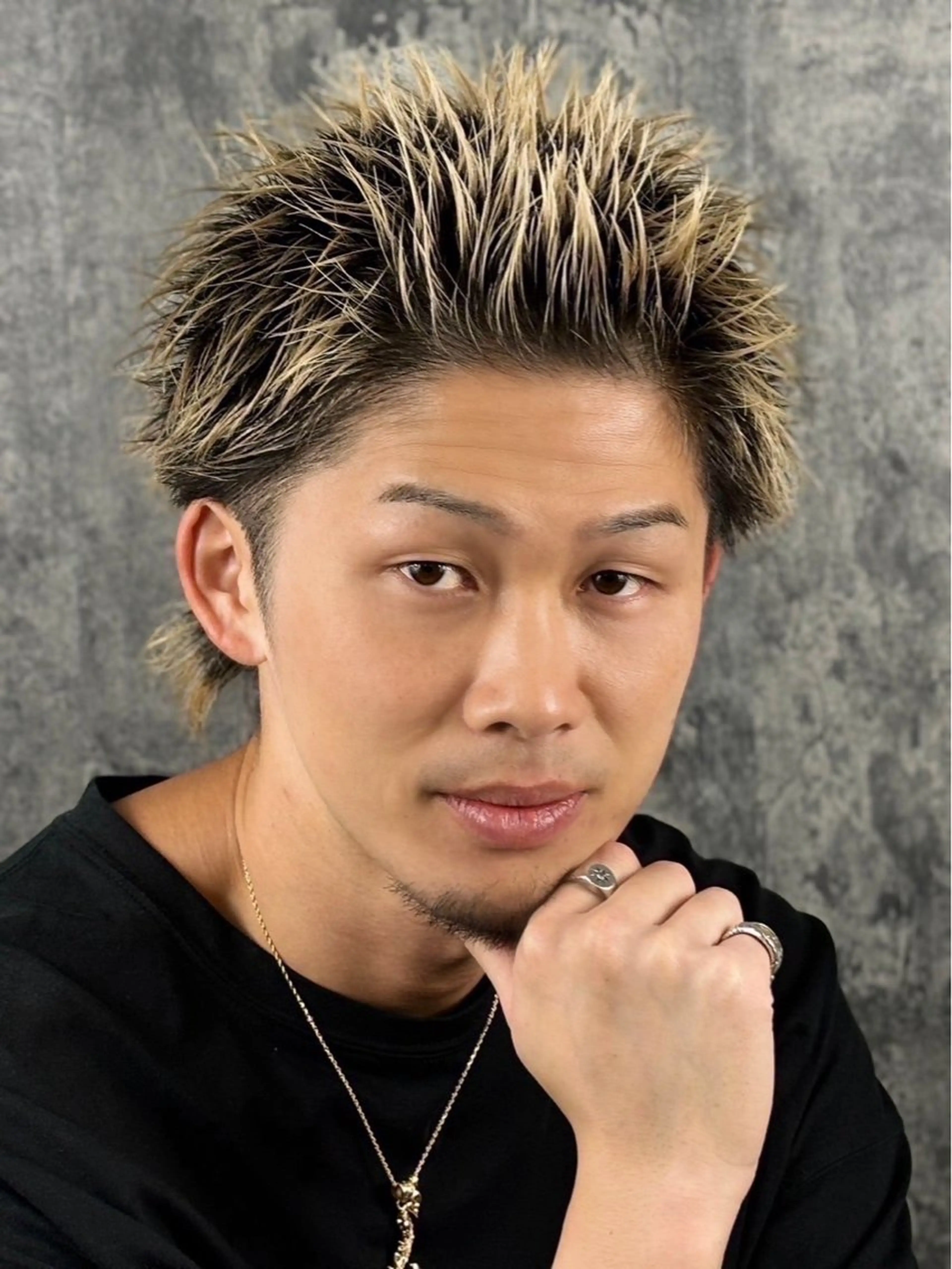 ショート BEYOND THE BARBER所属・阿賀 佑季のヘアスタイル