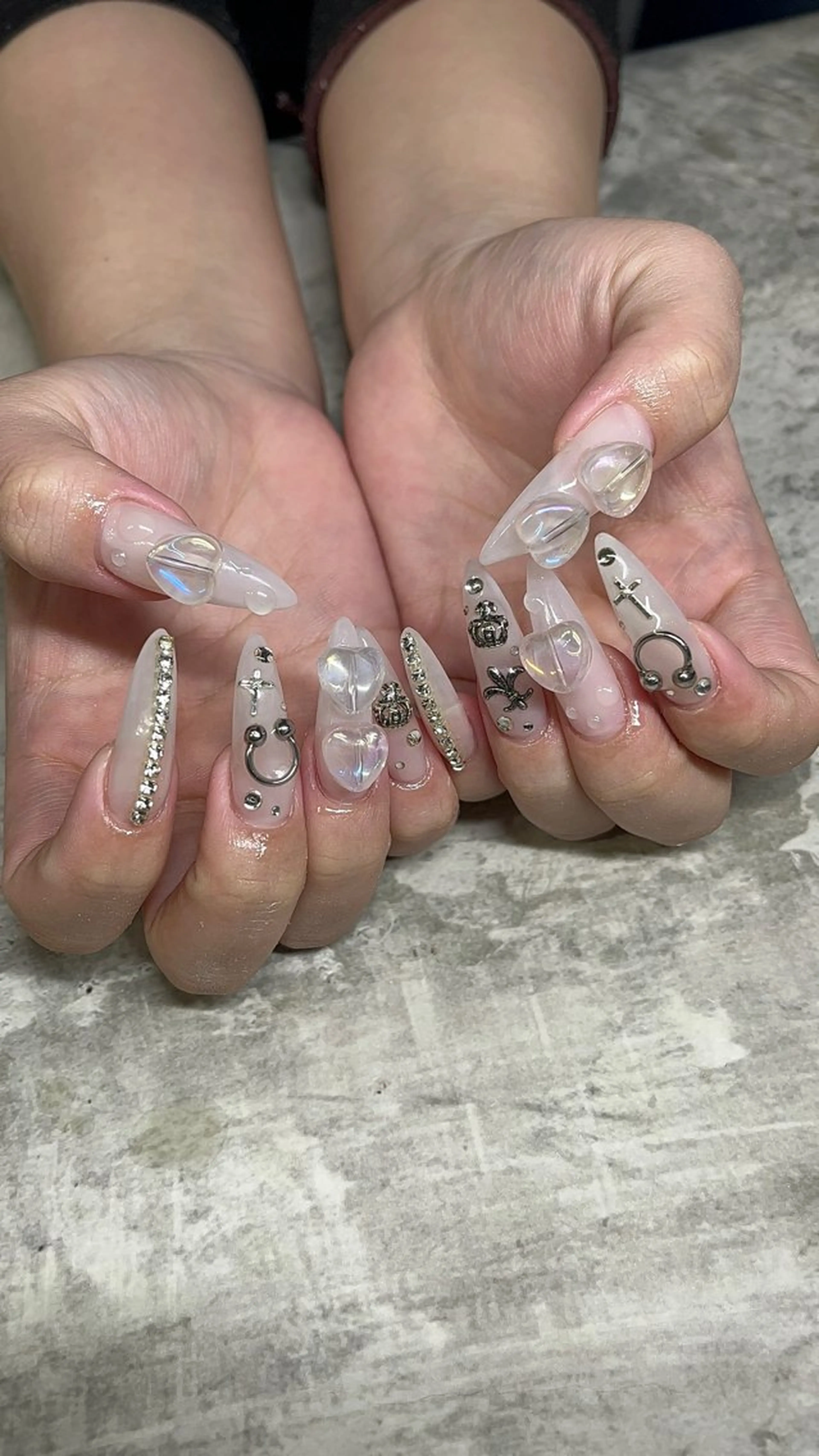ネイル ハンドネイル IROHA Nail 矢掛萌子のネイルデザイン