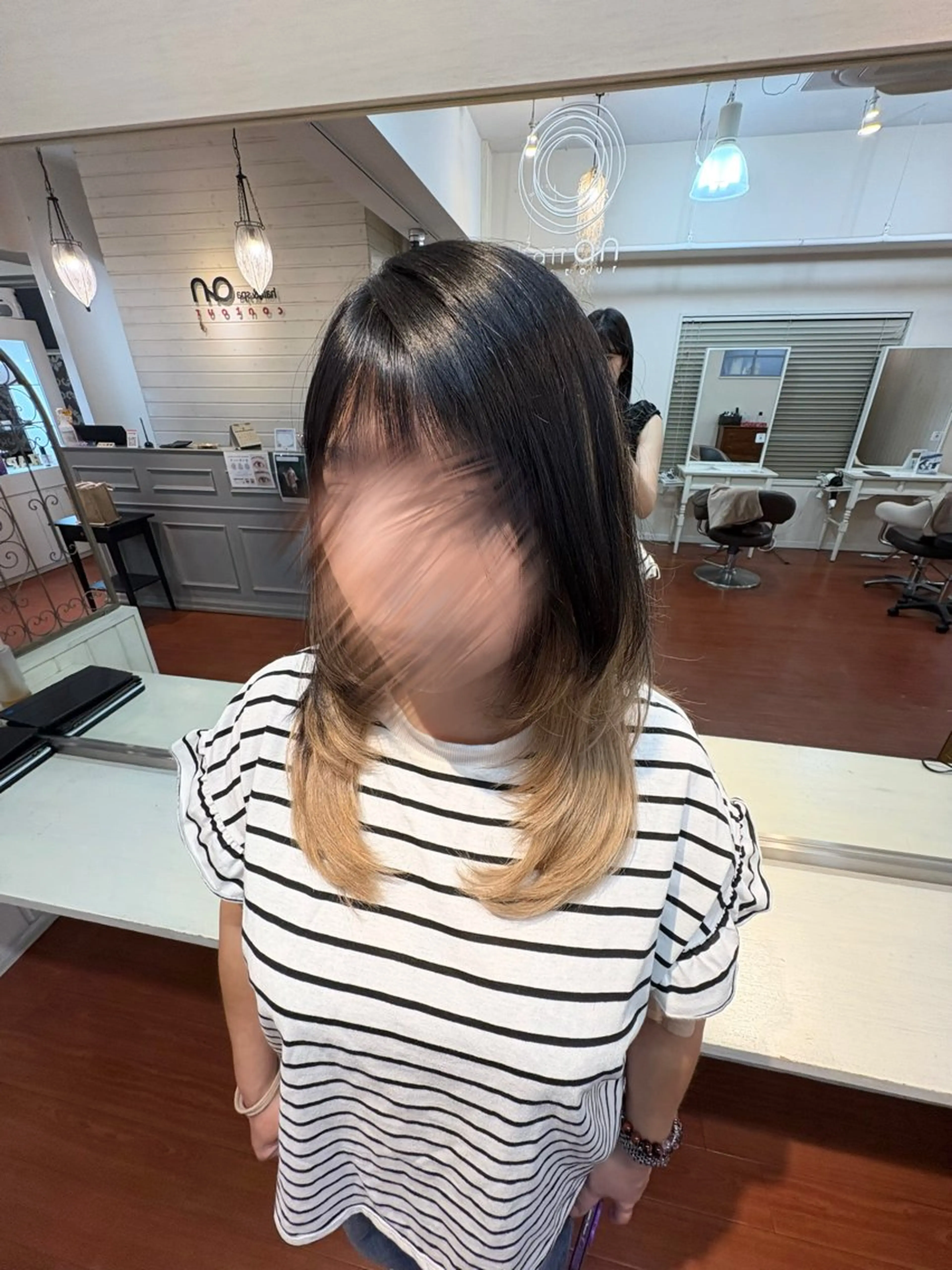 ミディアム 顔周りカット レイヤーカット 【下赤塚南口サロン】 🎀*ﾟHinataのヘアスタイル