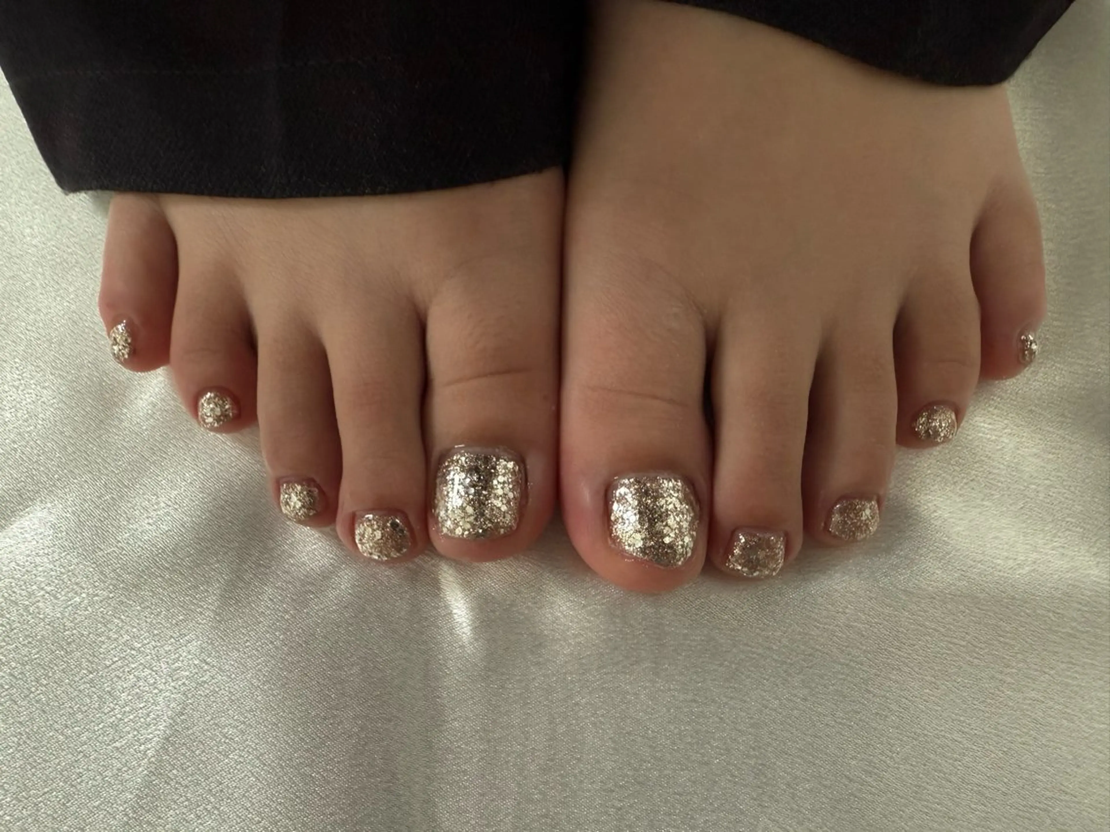 ネイル フットネイル キラキラネイル ラメ(グリッター) nail salon Estelleのネイルデザイン