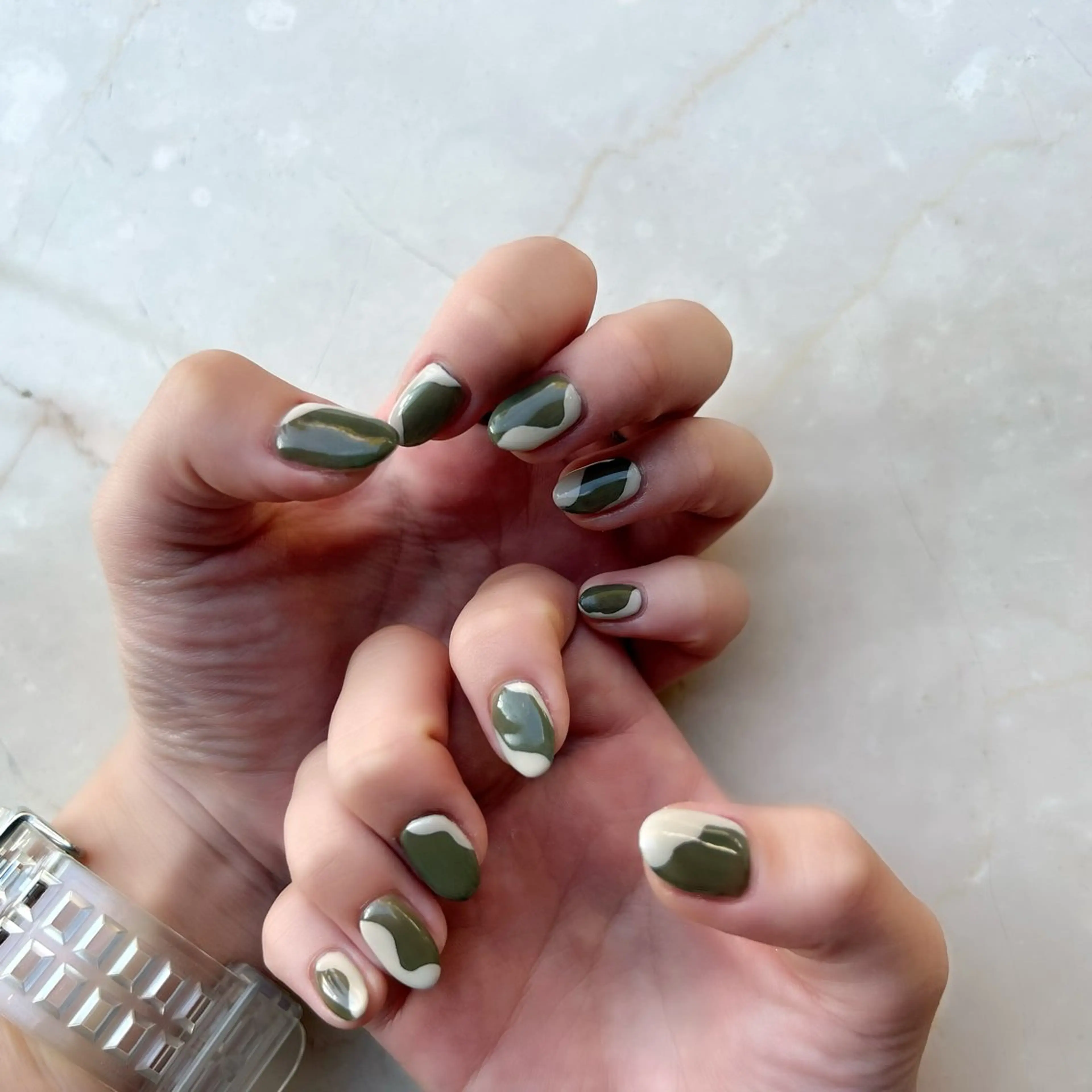 ミディアム B_Mila 水戸   萬城のネイルデザイン