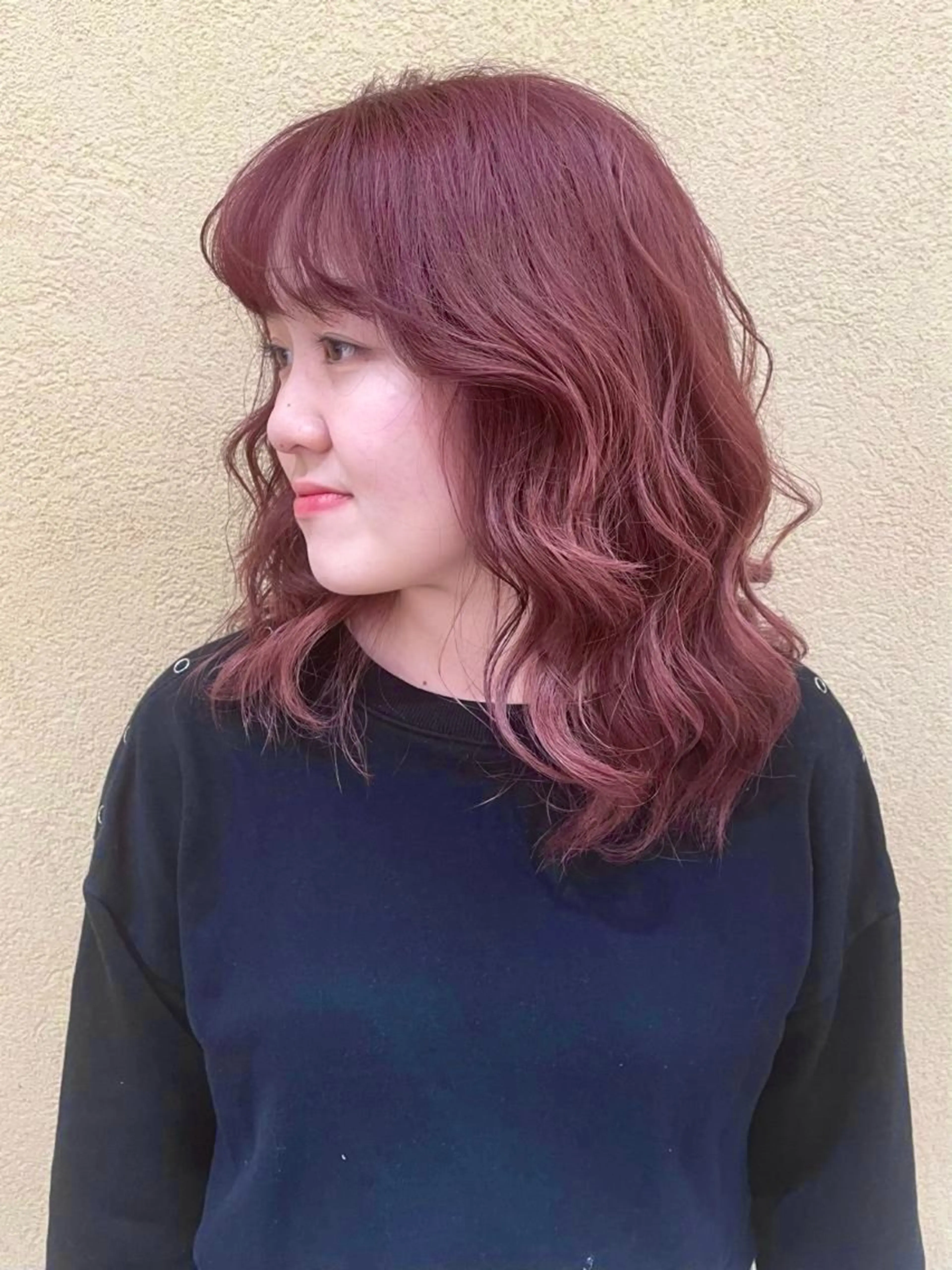 ミディアム カラー 塩谷 雪花のヘアスタイル