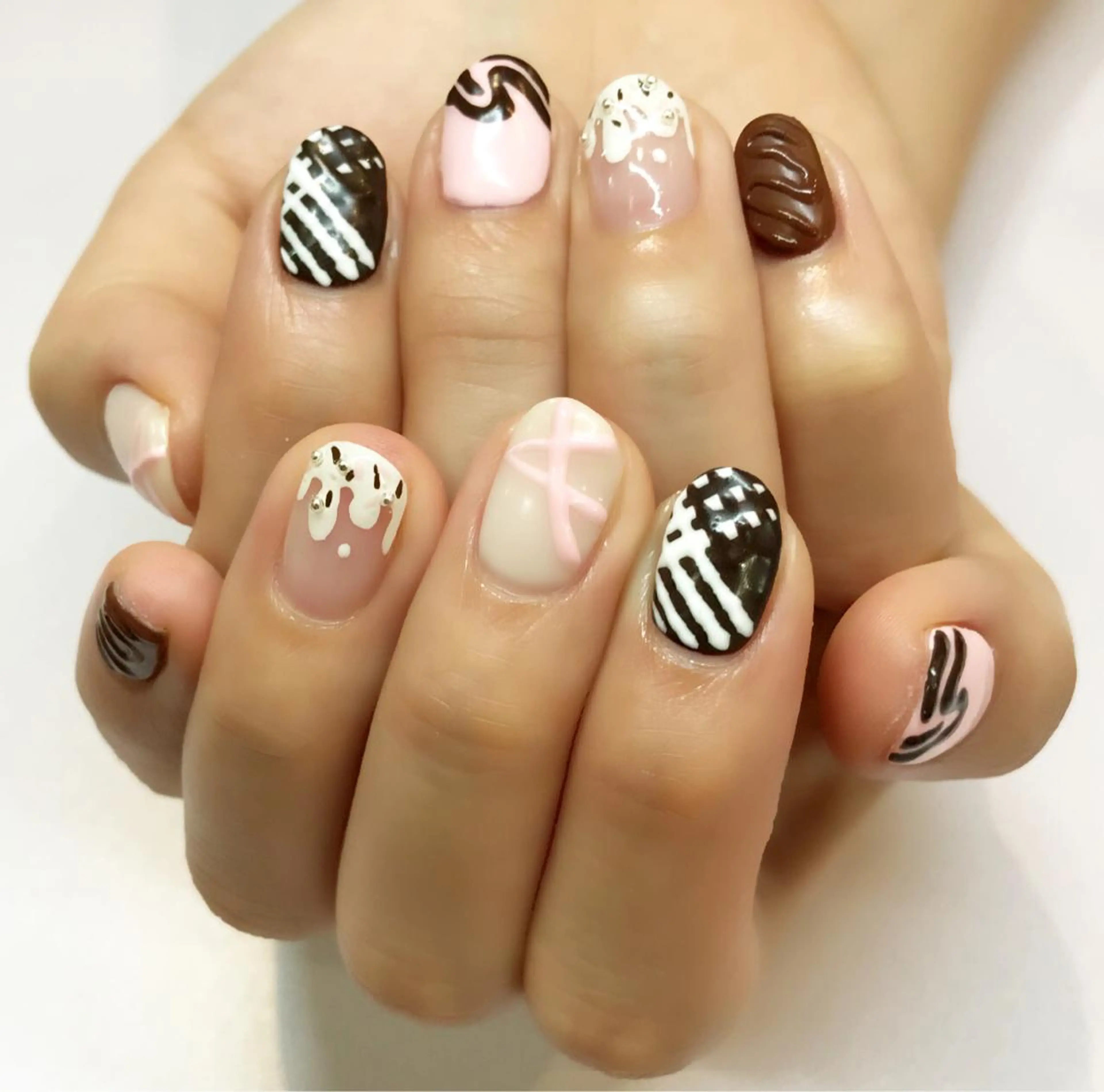 ネイル アートネイル ジェルネイル Soeur ネイリストのネイルデザイン