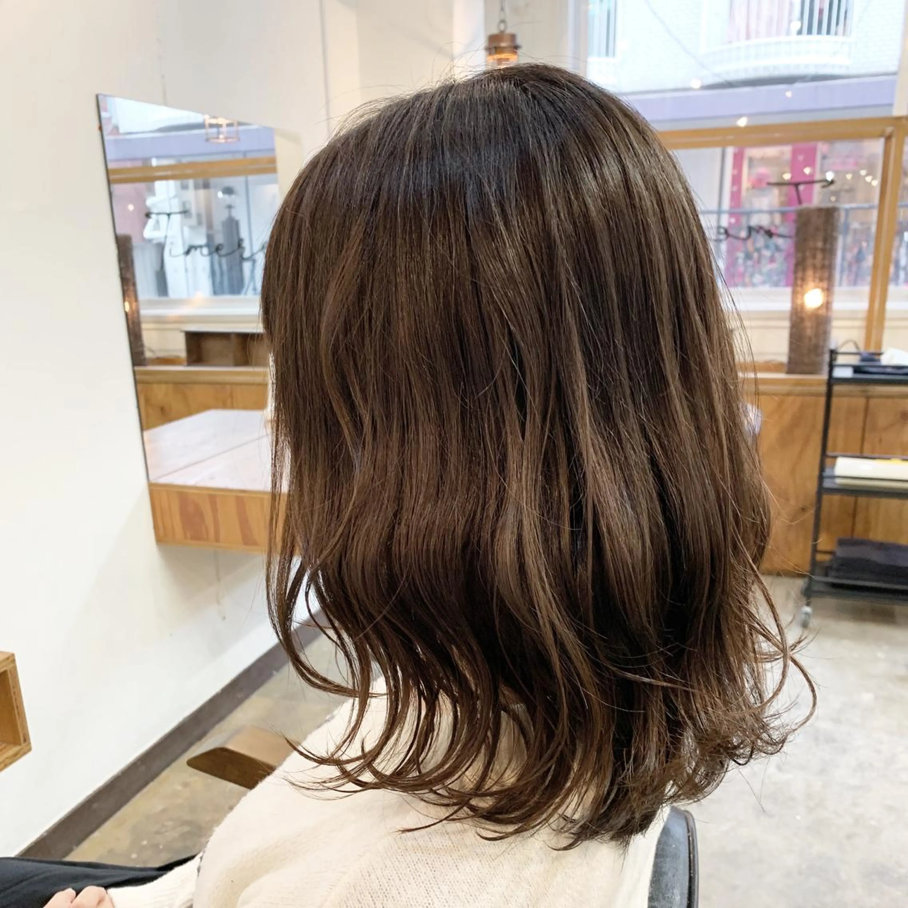 ミディアム カット トリートメント LEB所属・下河 宗太のヘアスタイル