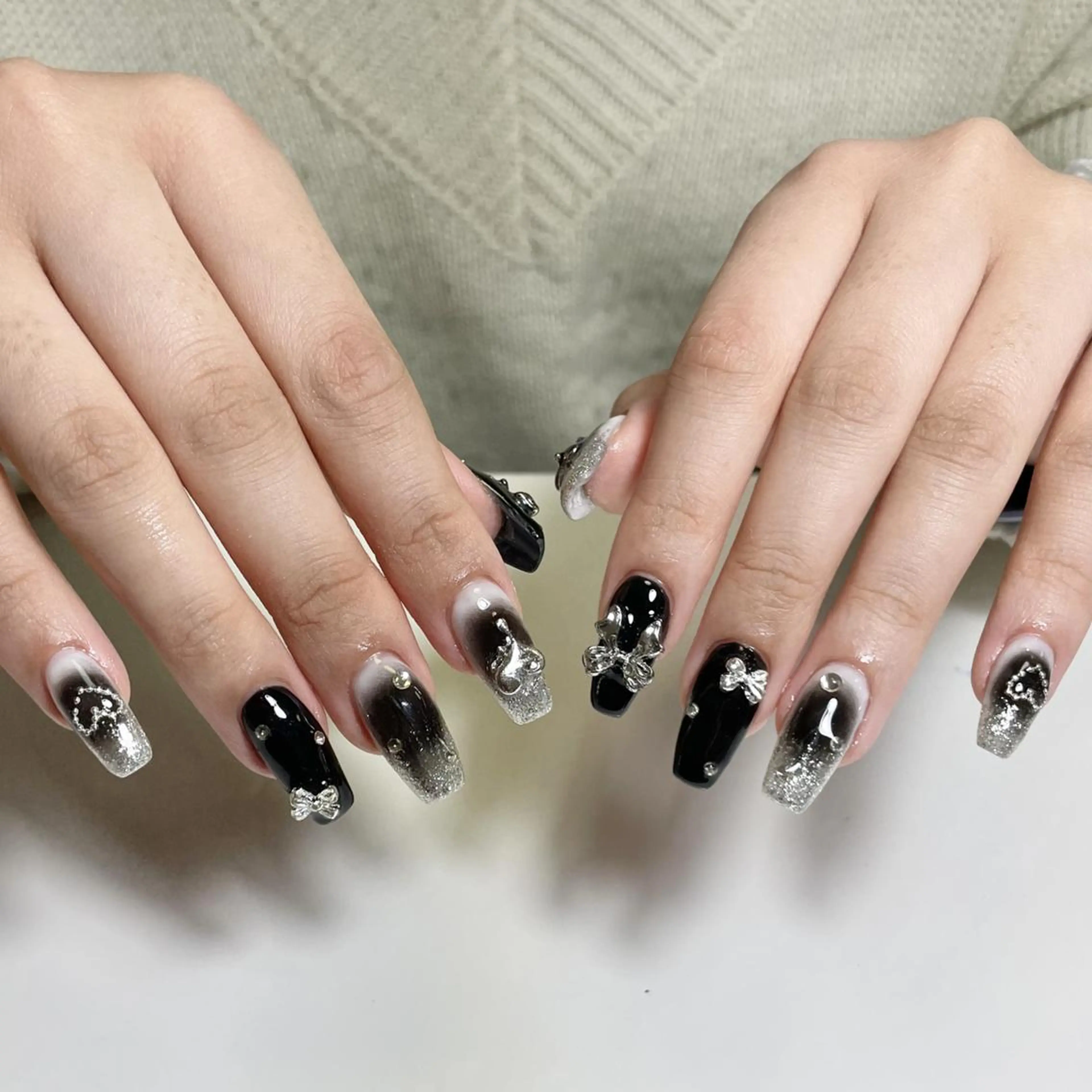 ネイル ハンドネイル Pure&Rich Nailのネイルデザイン