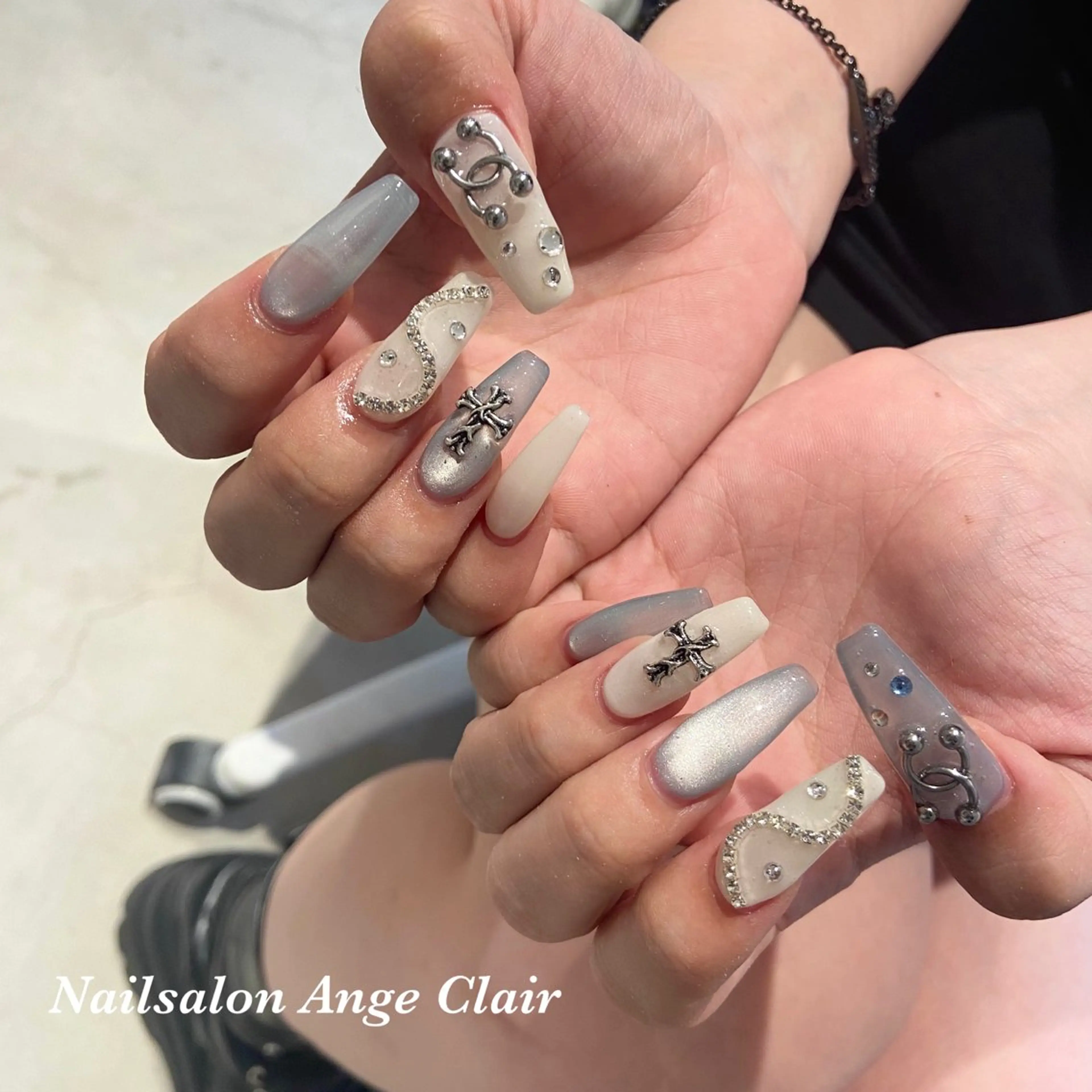 ネイル マグネットネイル ハンドネイル Nailsalon  Ange Clair所属・an yamaguchiのネイルデザイン