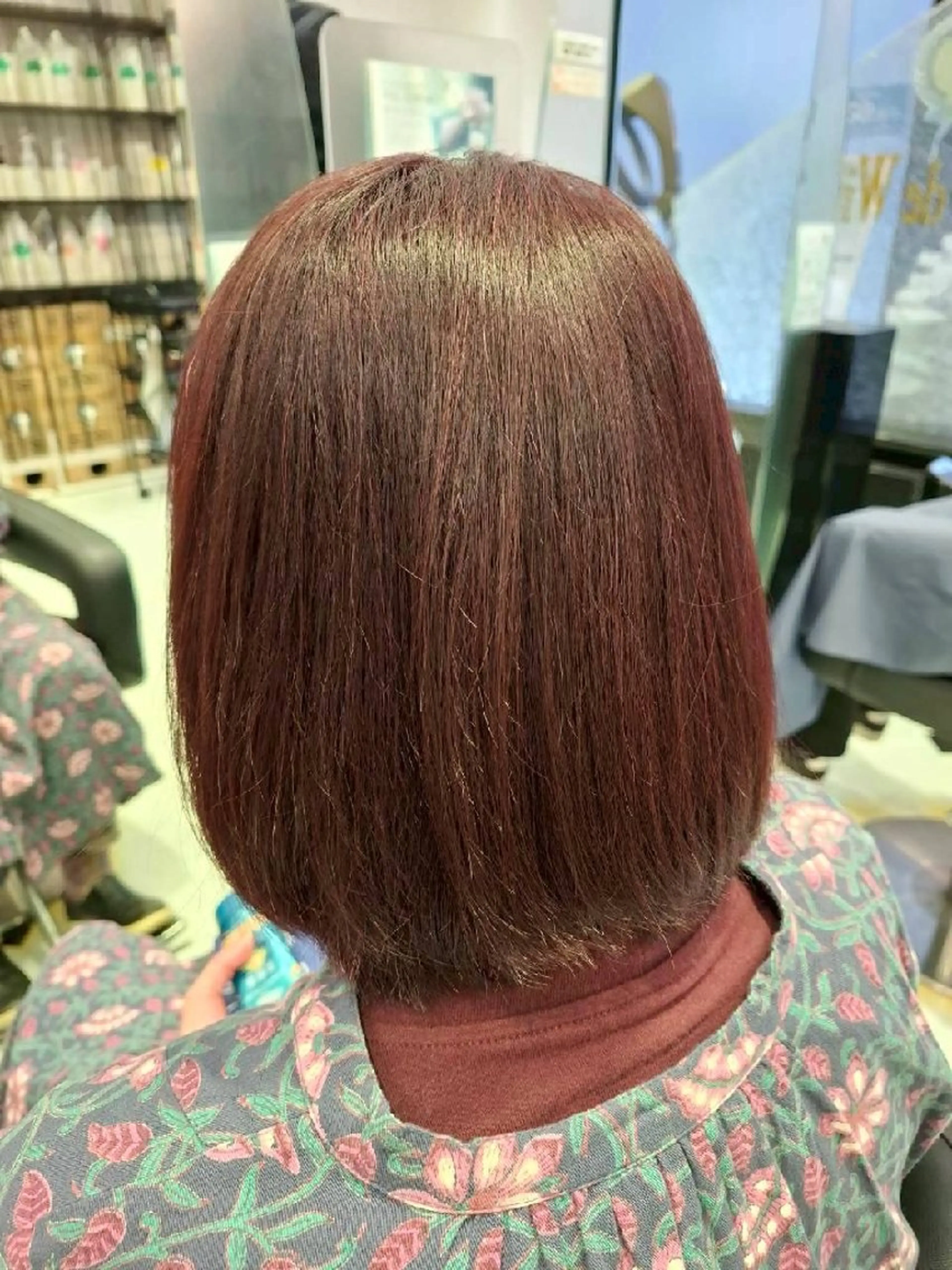 ショート カラー ブラウンカラー ピンクカラー ピンクブラウン KANAKO .のヘアスタイル