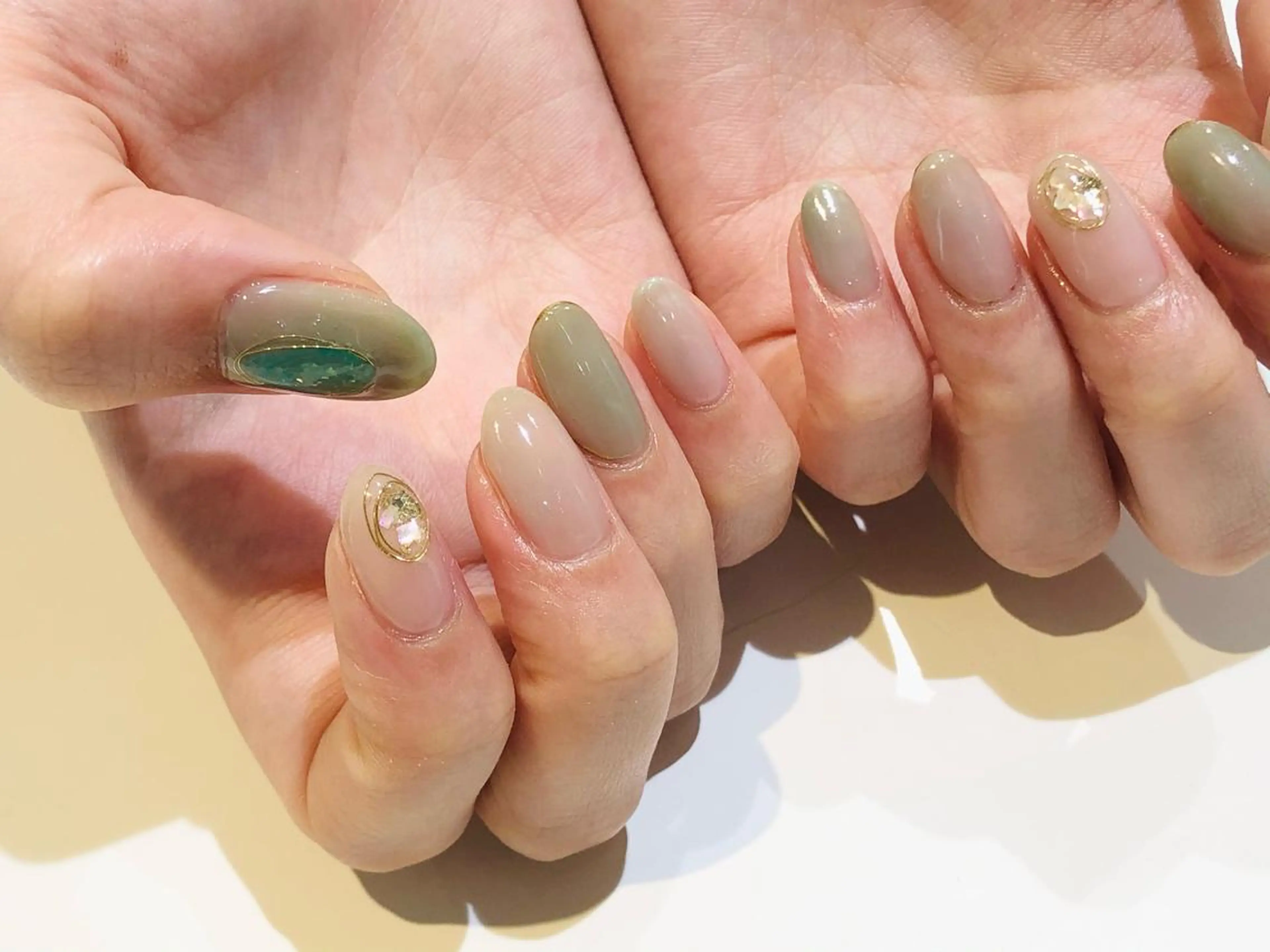 ネイル 舞田 苑香のネイルデザイン