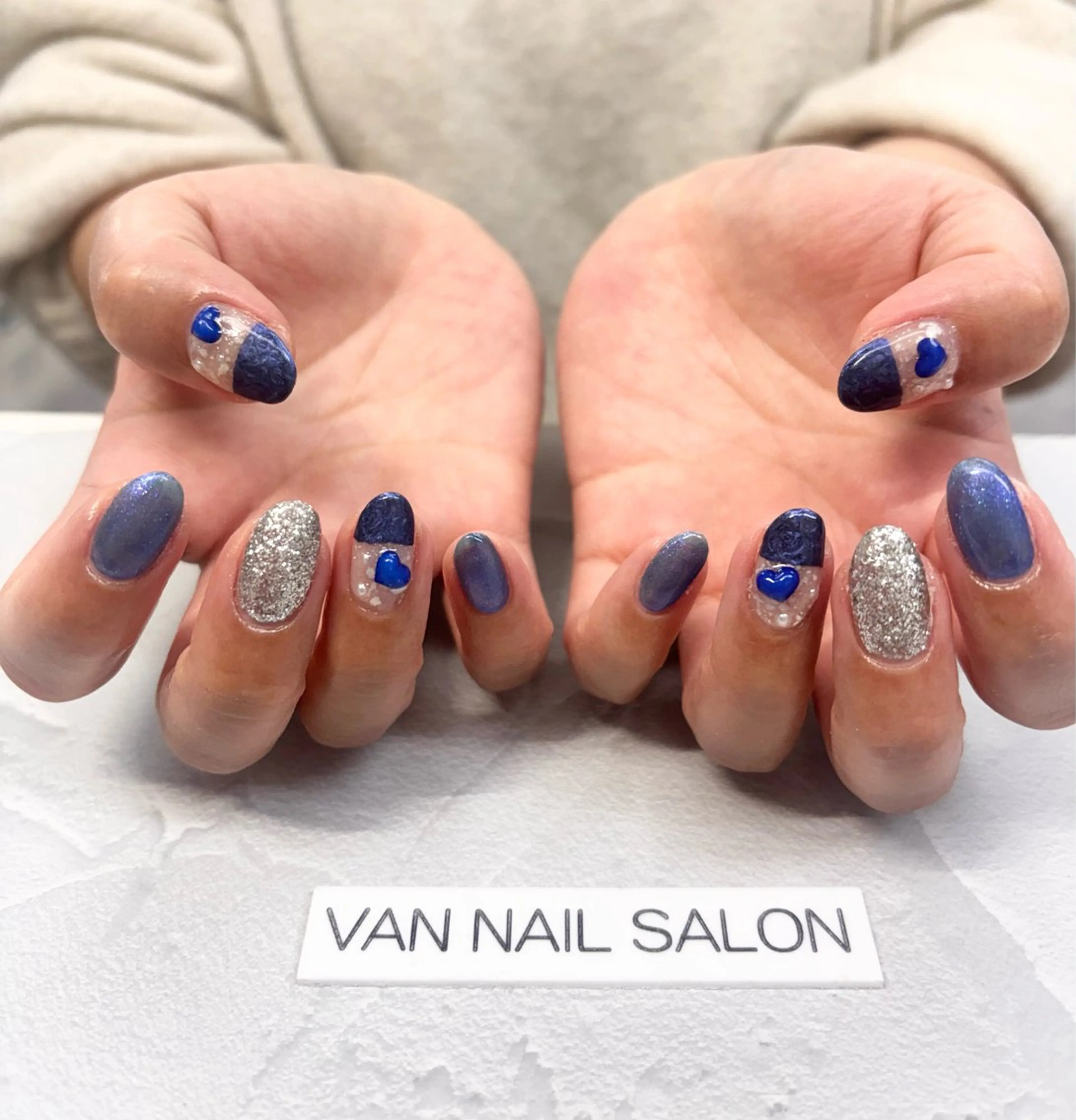 ネイル VANNAILSALON 海老名店所属・VANNAIL 海老名店のネイルデザイン