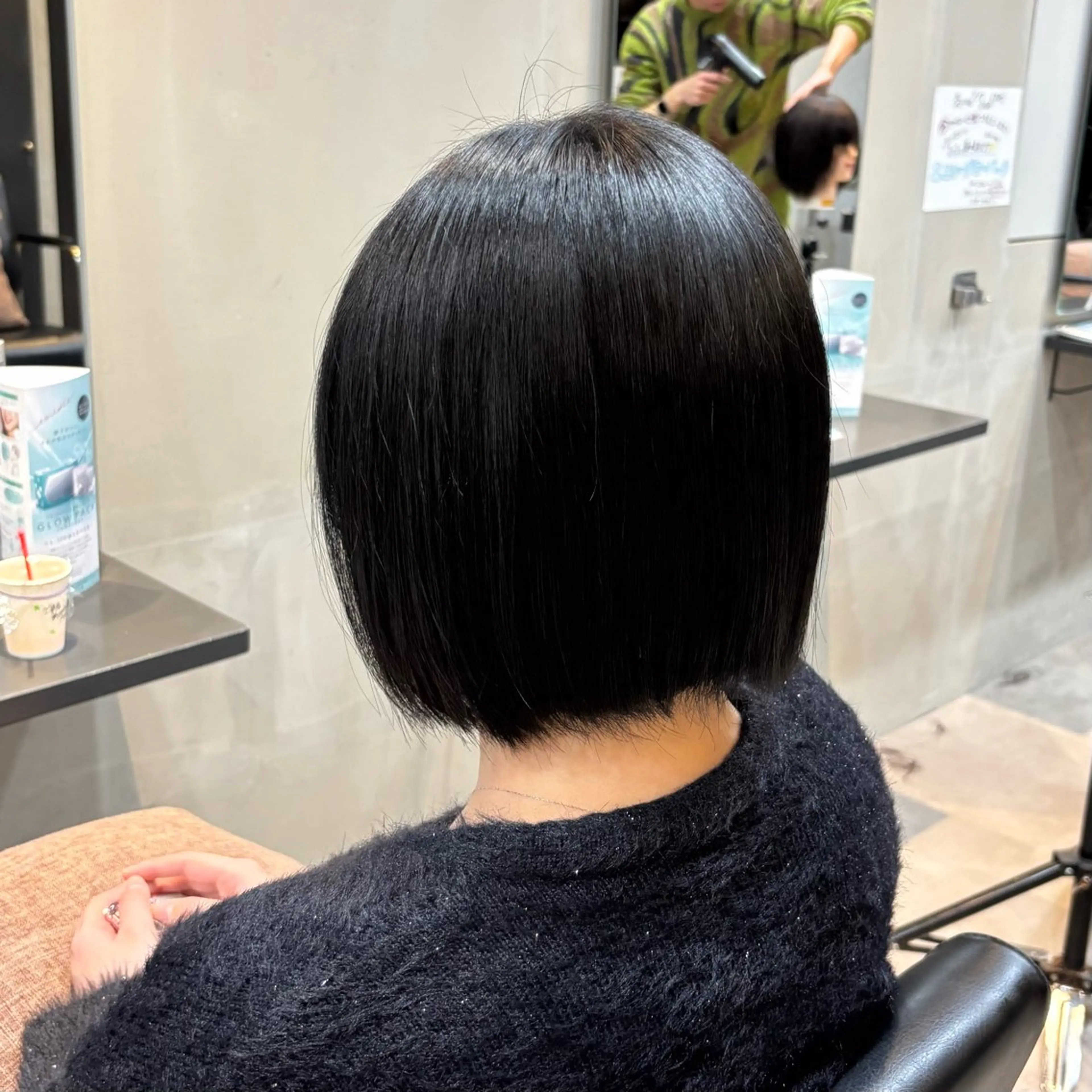 【✨肩上までの方限定✨】艶カラー+1step トリートメントの写真