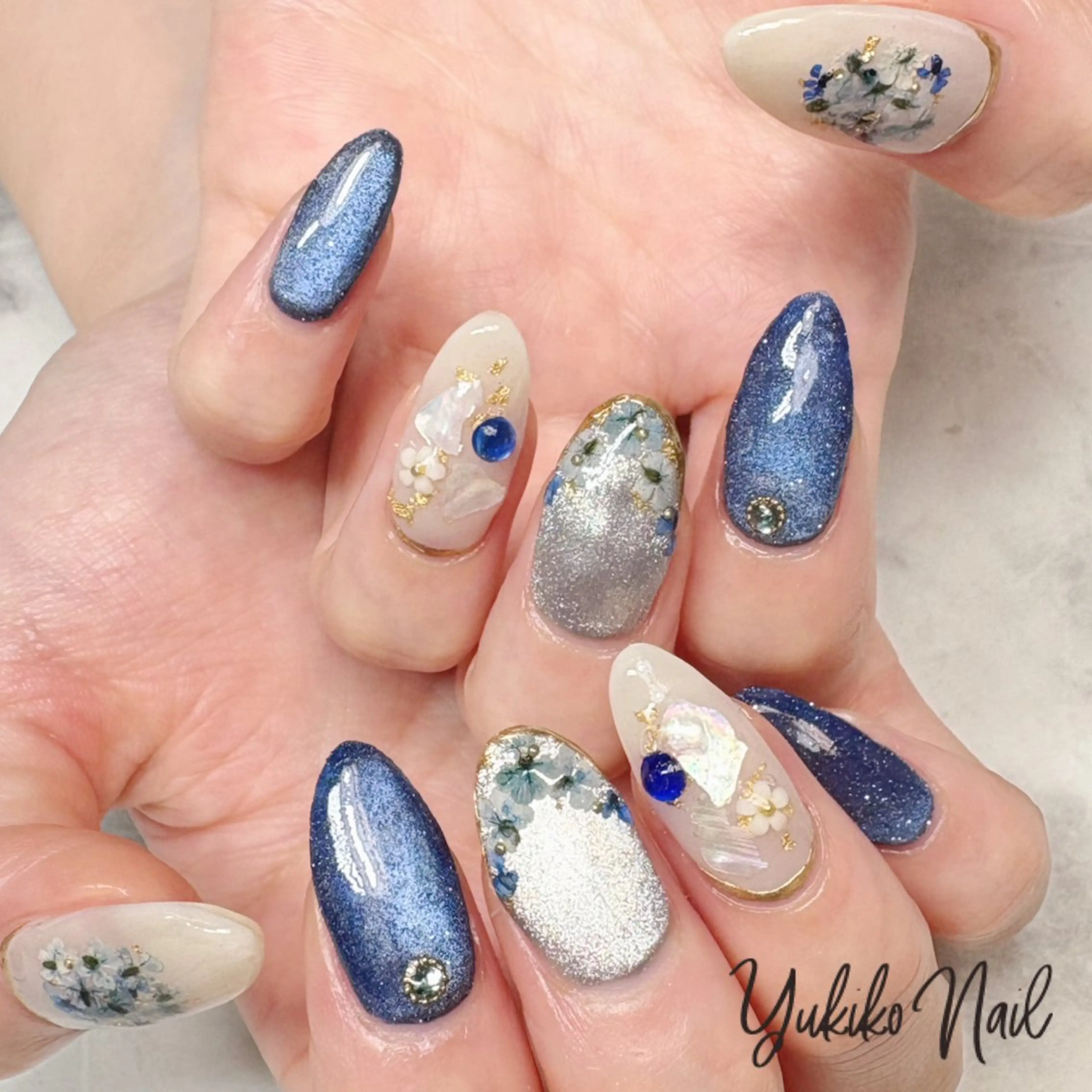 ネイル マグネットネイル ネイビー ハンドネイル ユキコ ネイルのネイルデザイン