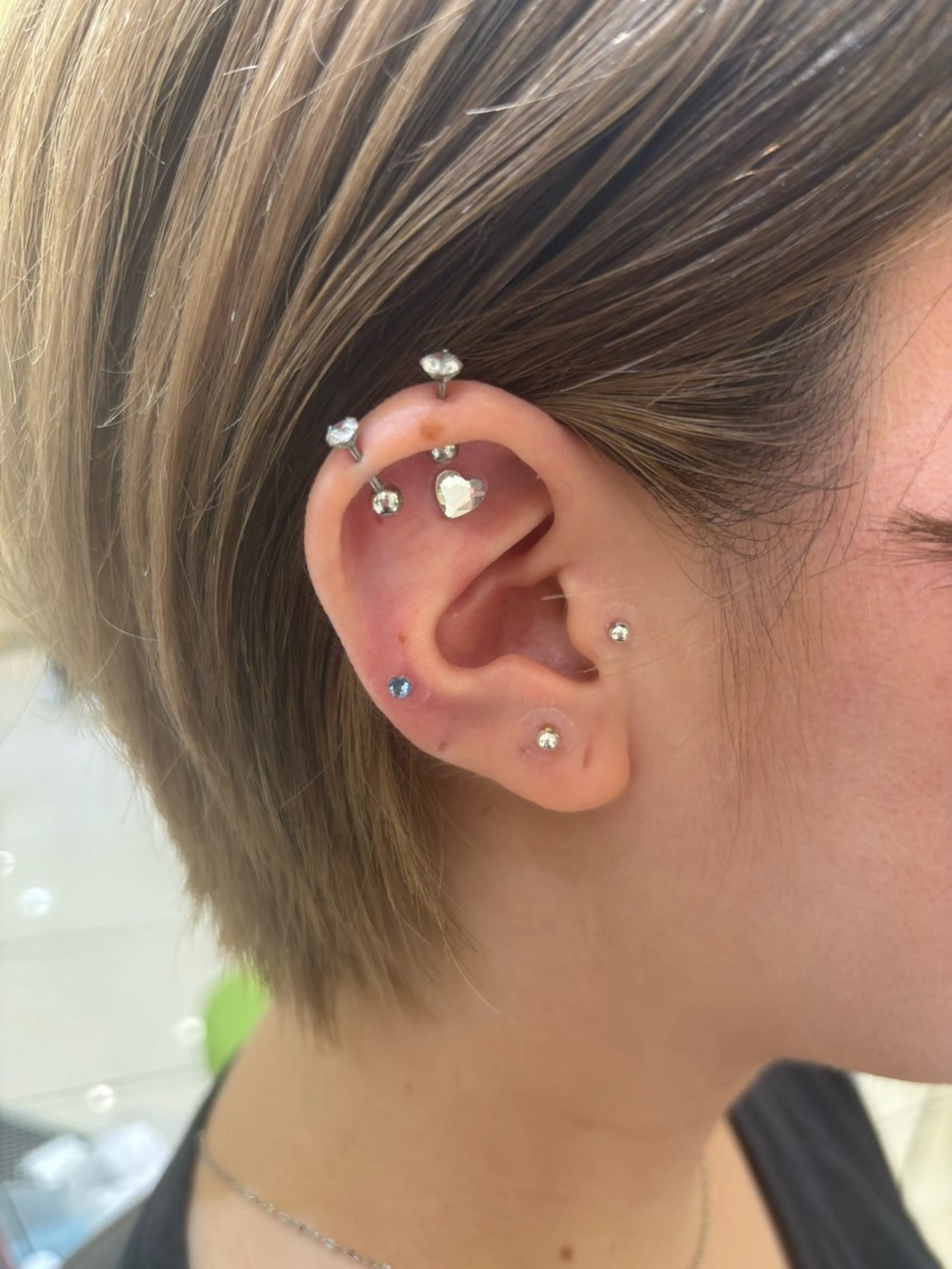 耳ツボジュエリー💎付け放題コースの写真