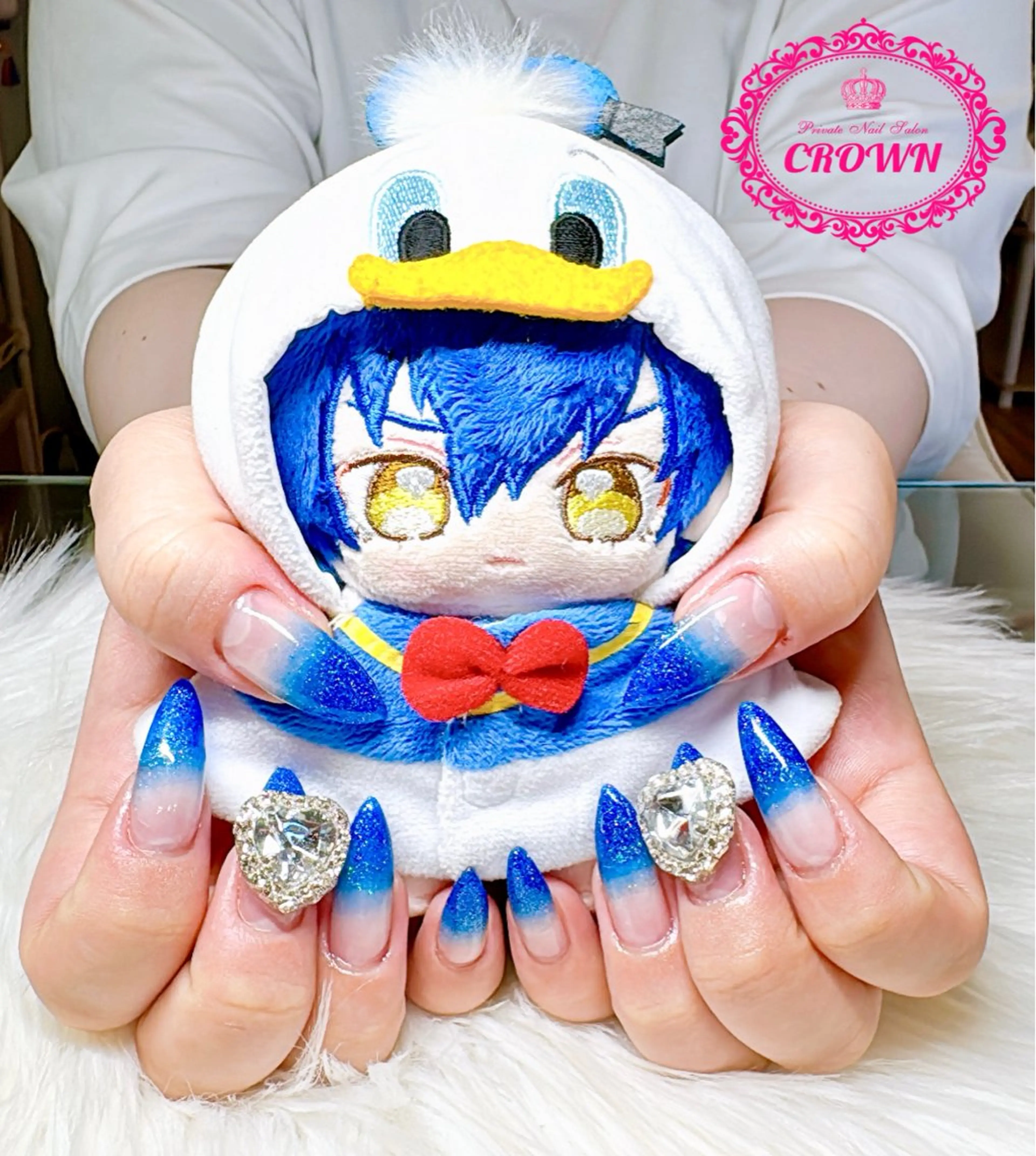 ネイル CROWN プライベートサロンのネイルデザイン