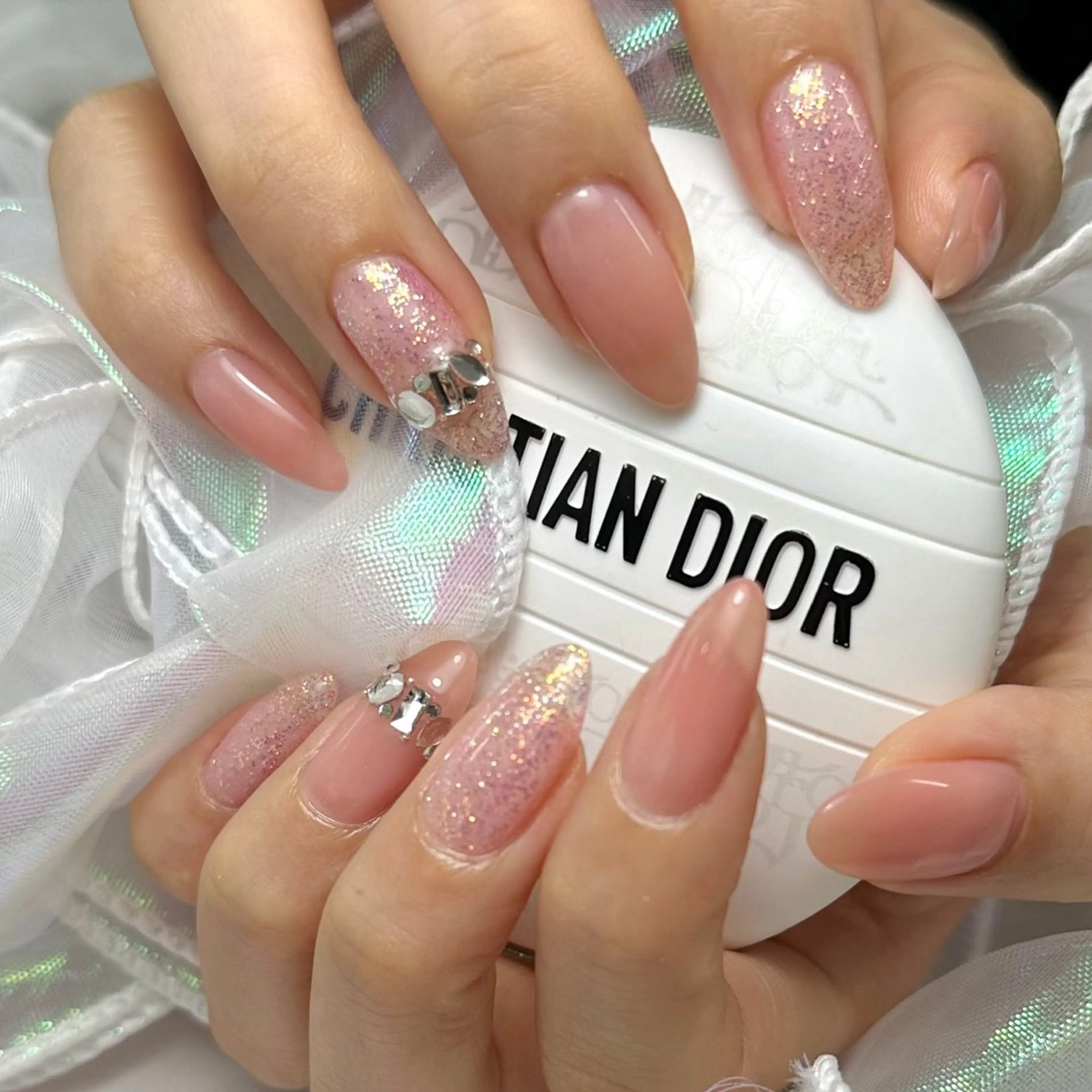 ネイル ストーンネイル ハンドネイル ラルゴ所属・Largo ラルゴのネイルデザイン