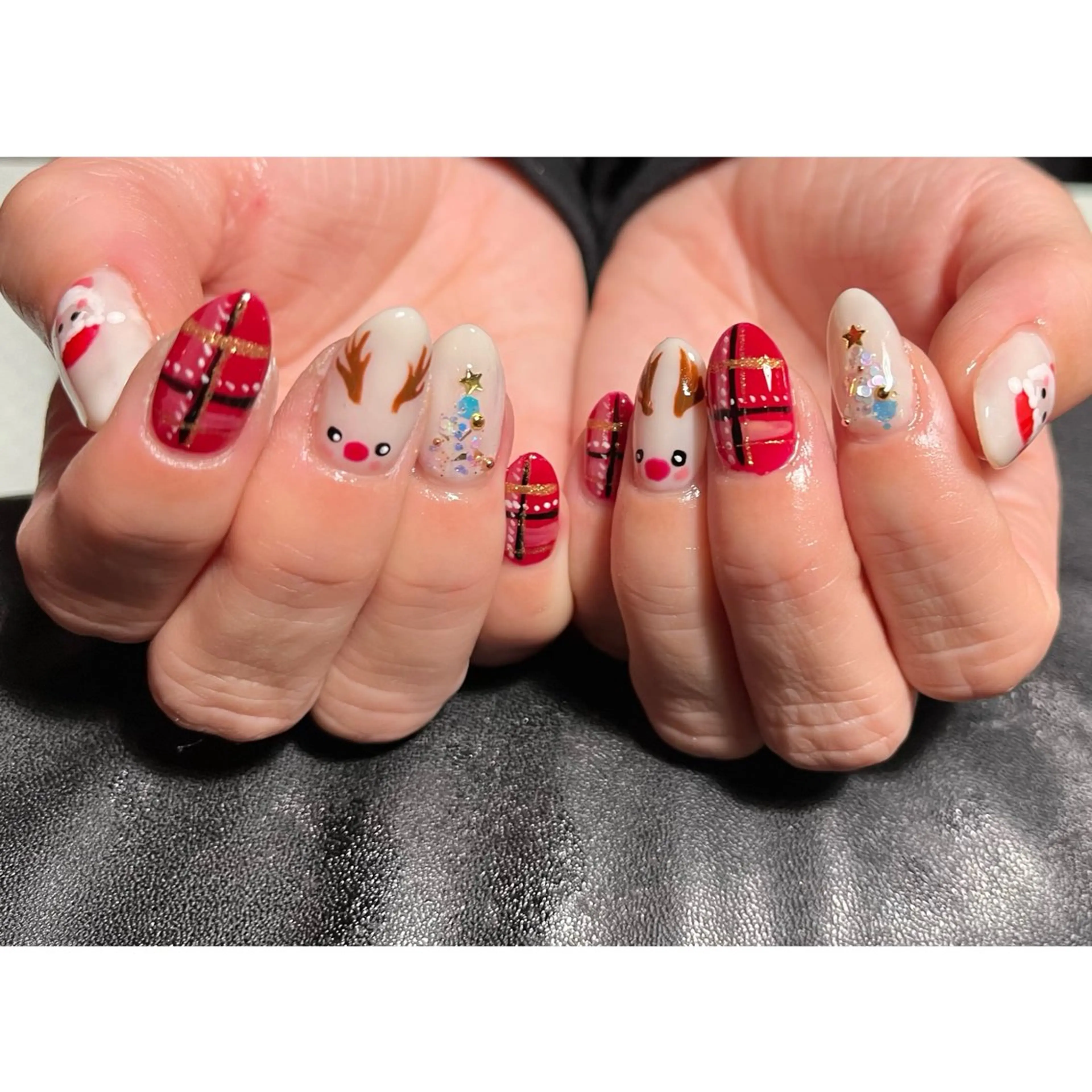 ネイル 冬ネイル クリスマス ネイルハウス✴︎ふたご座所属・ネイルハウスふたご座 Natsumiのネイルデザイン