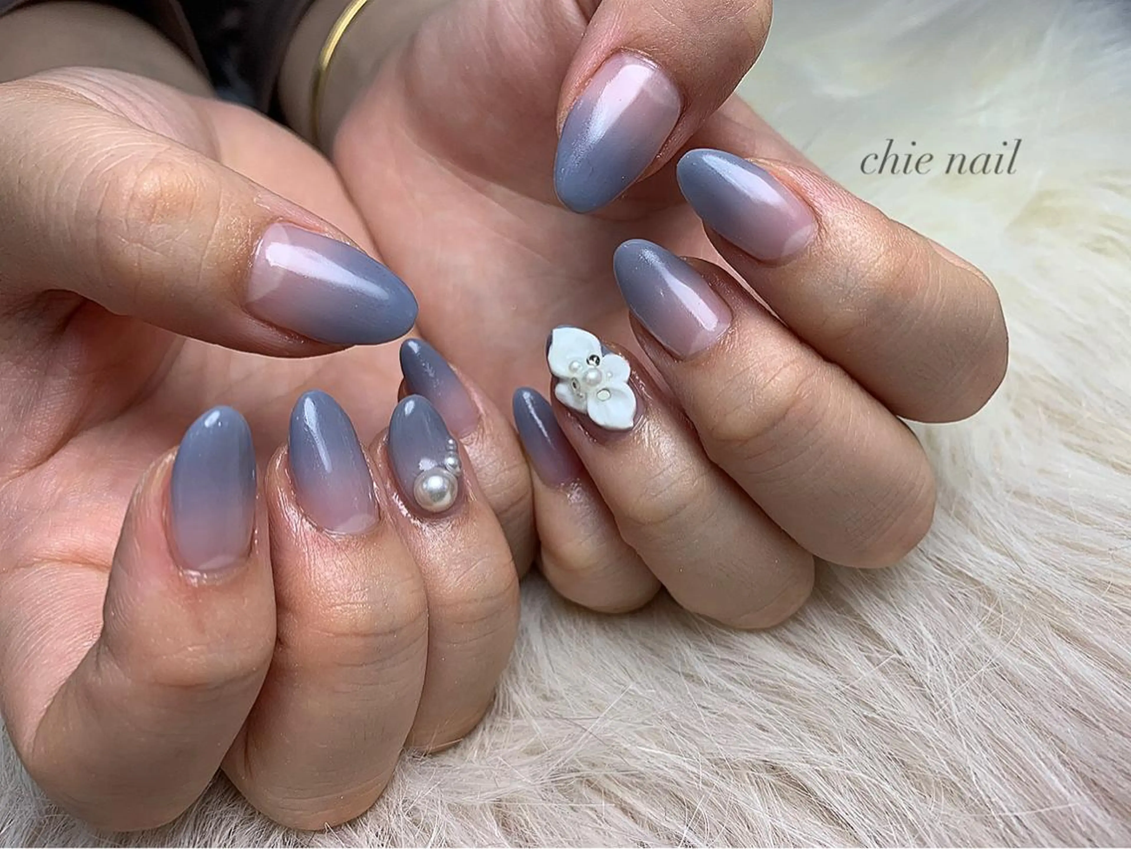 ネイル ブルー フラワーネイル 森ノ宮❤︎ chieのネイルデザイン