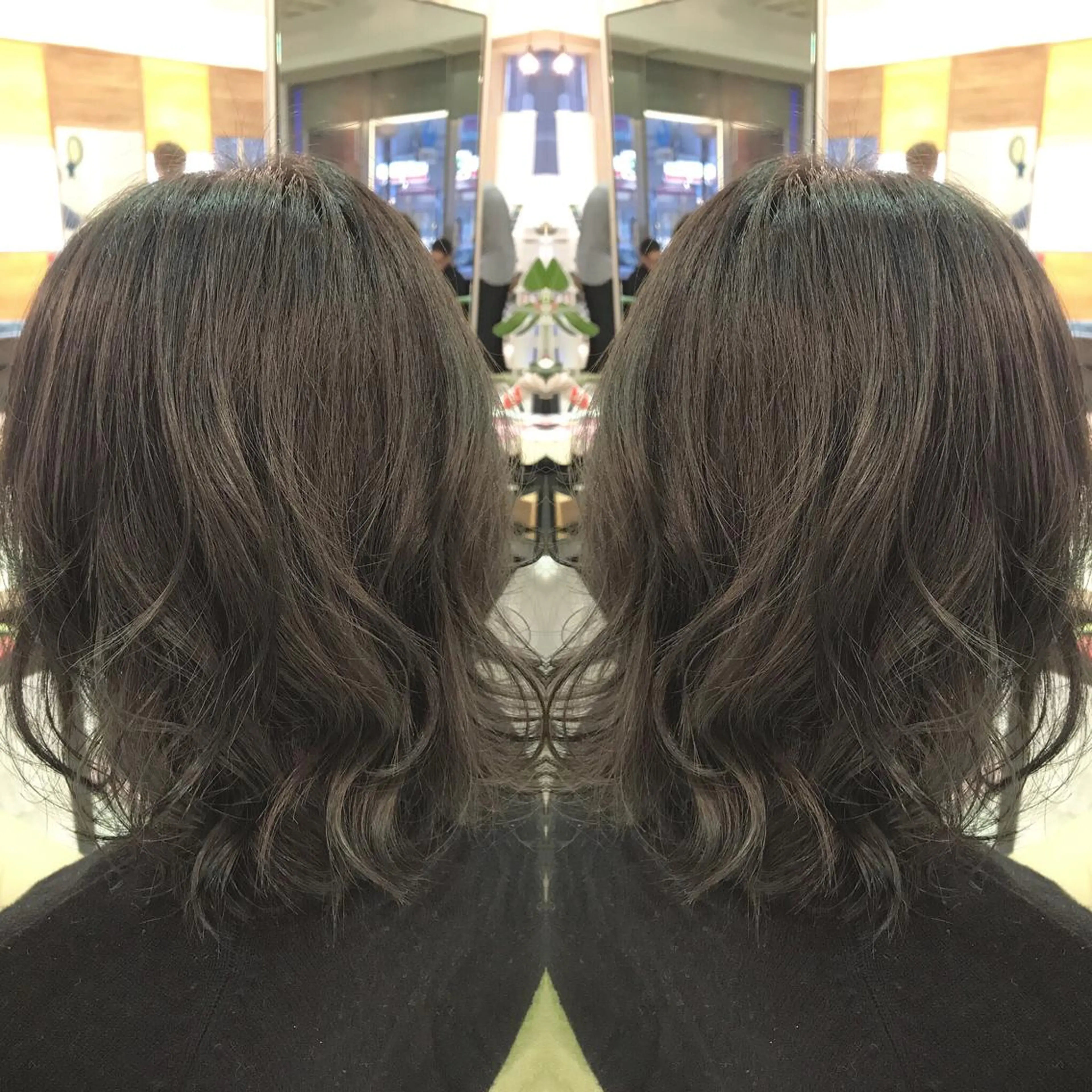 ミディアム カラー グレージュ イルミナカラー 青木 茂樹⭐️ 透明感カラーのヘアスタイル