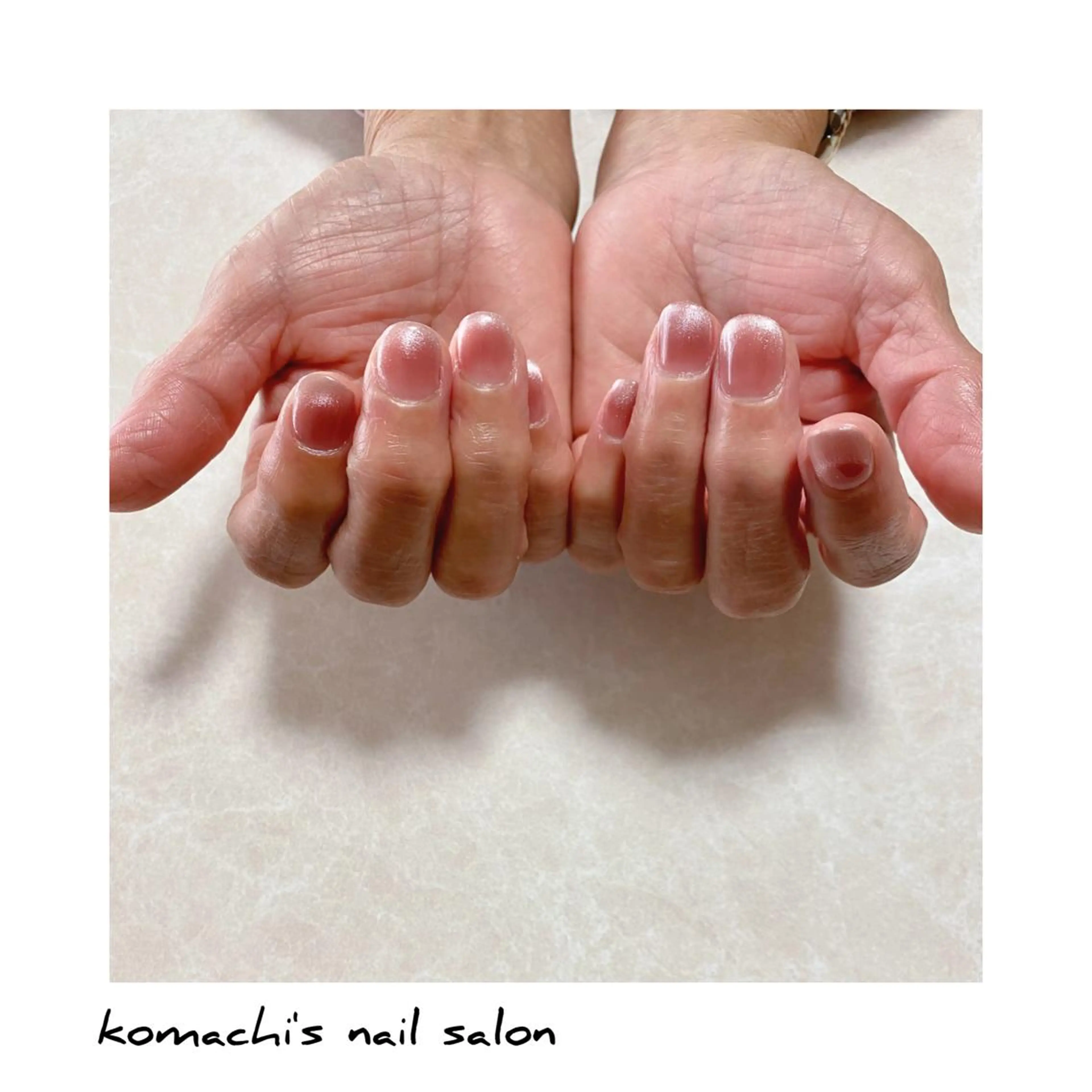 ネイル マグネットネイル ピンク akita kazumiのネイルデザイン