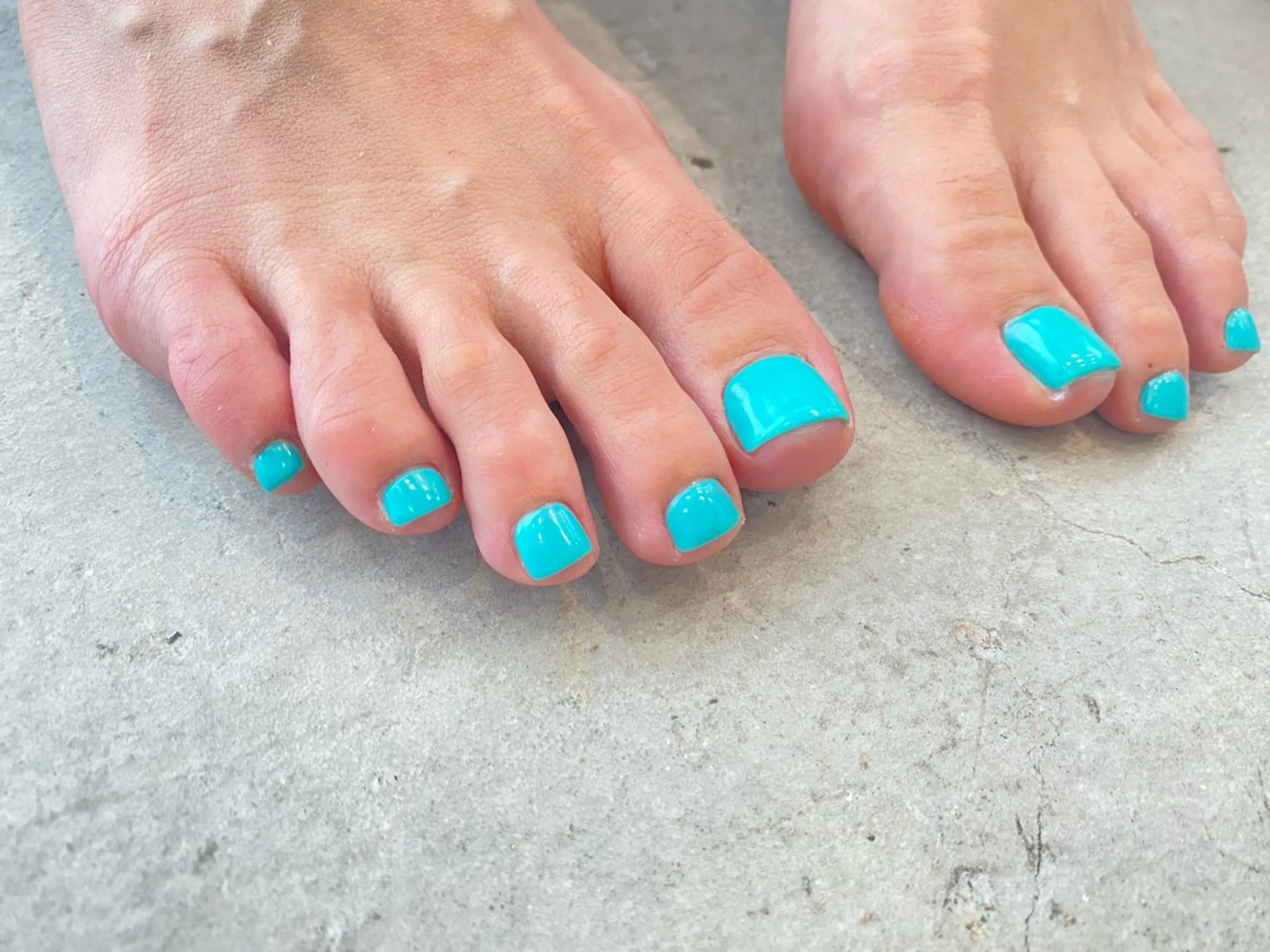 ネイル フットネイル グリーン ワンカラーネイル the 25 Nail & Cafe所属・25nail Erikaのネイルデザイン