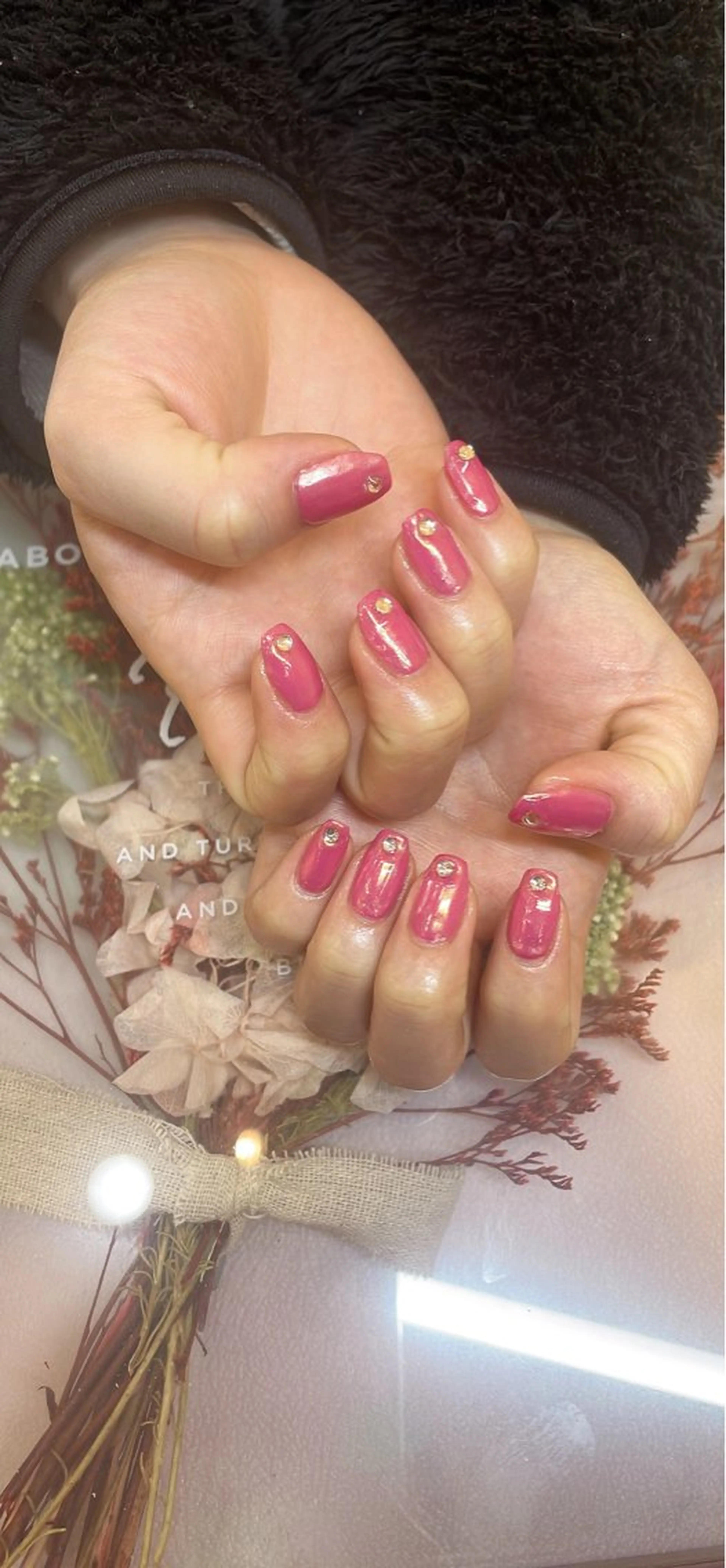 ネイル ハンドネイル ハンドケア queen nailのネイルデザイン