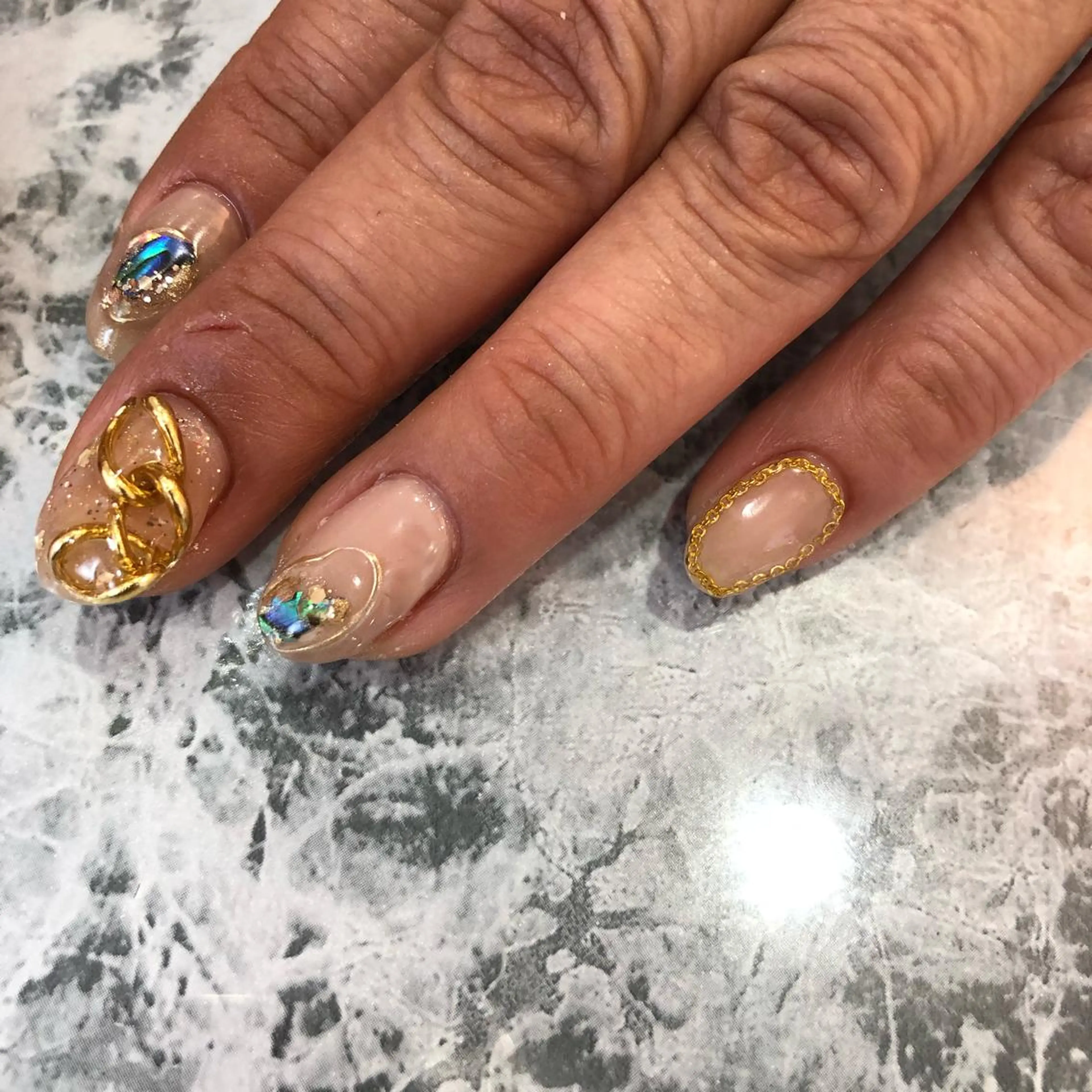 ネイル ハンドネイル 河野 弥月のネイルデザイン