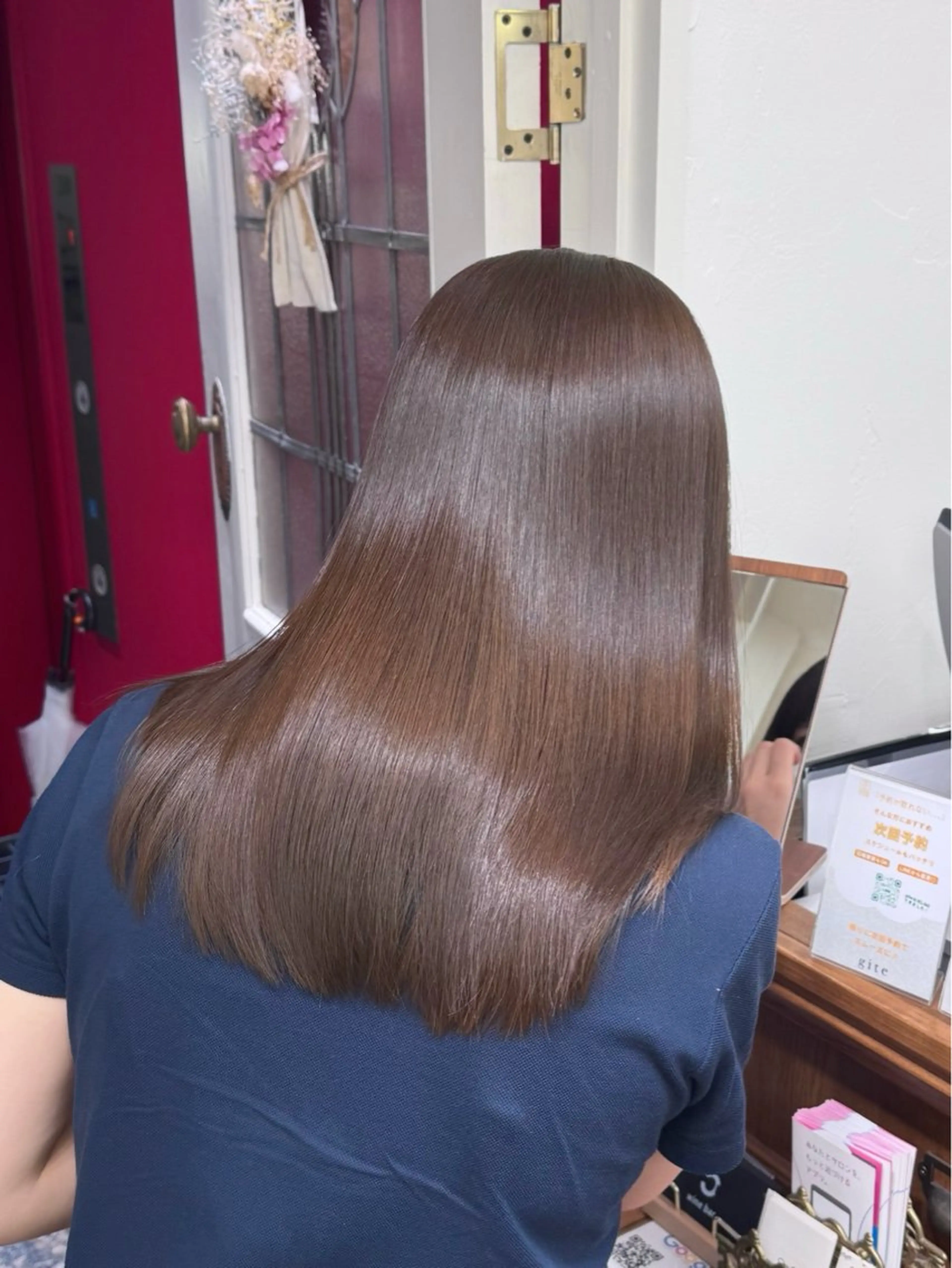 セミロング カラー ベージュカラー 渋谷/原宿 カラー× トリートメント ｻﾜのヘアスタイル