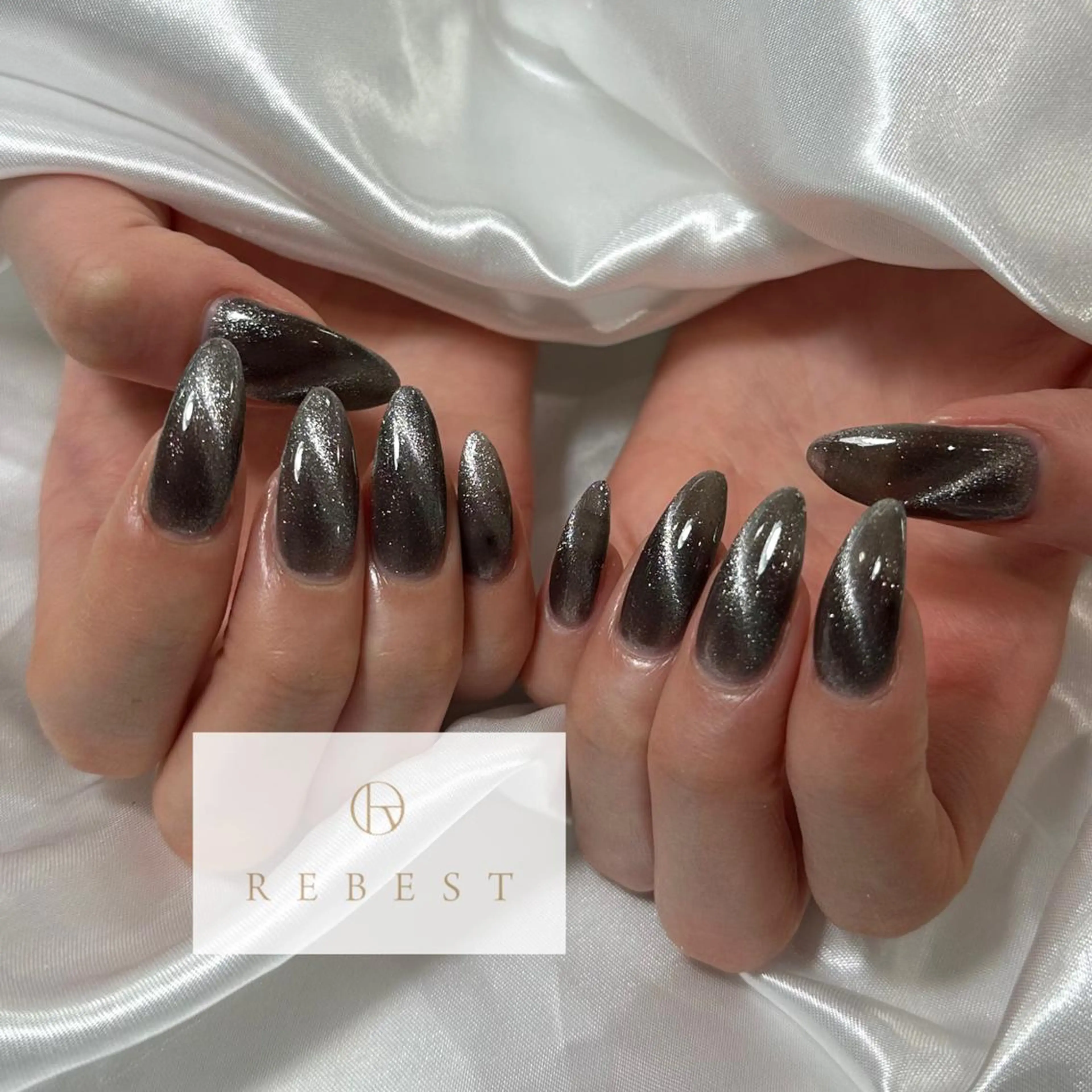 ネイル ❤️💛REBEST 付け放題Nailのネイルデザイン