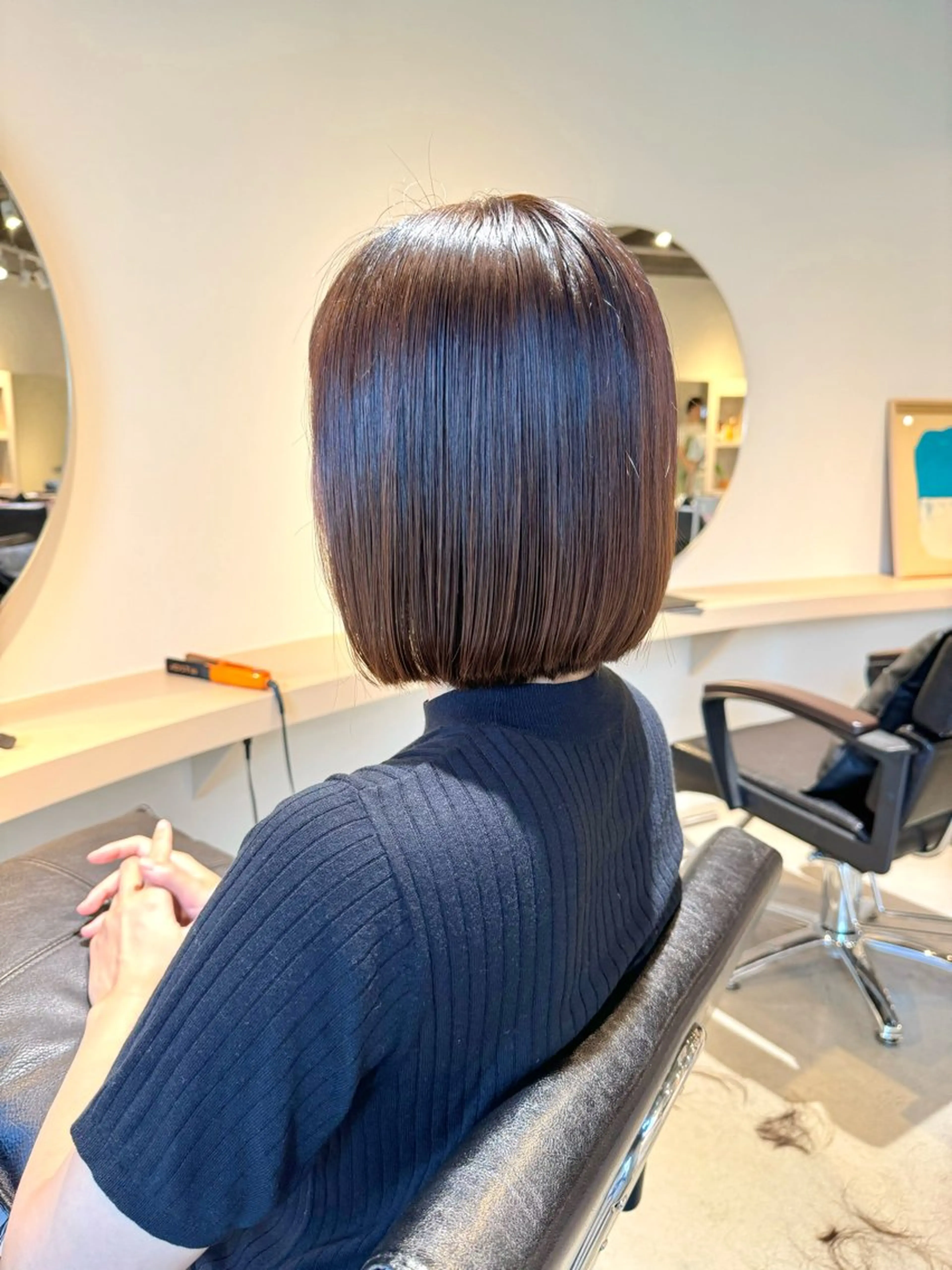 ショート アッシュ ボブ 髪質改善 レイヤーカット 縮毛矯正 髪質改善スペシャリス ト長尾勇弥/梅田中津のヘアスタイル