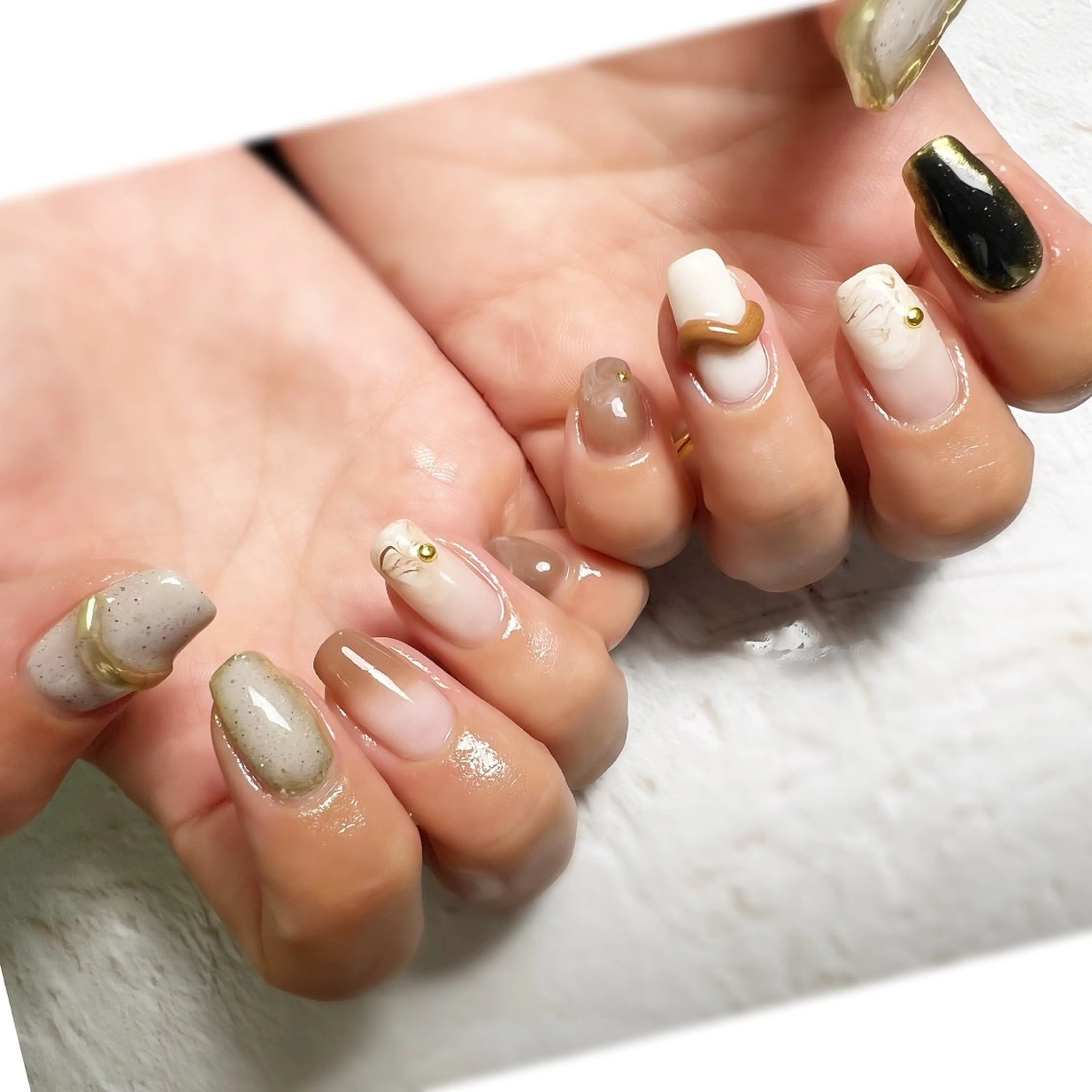 ネイル ハンドネイル フットネイル NAILsalon Laki(ラキ)のネイルデザイン