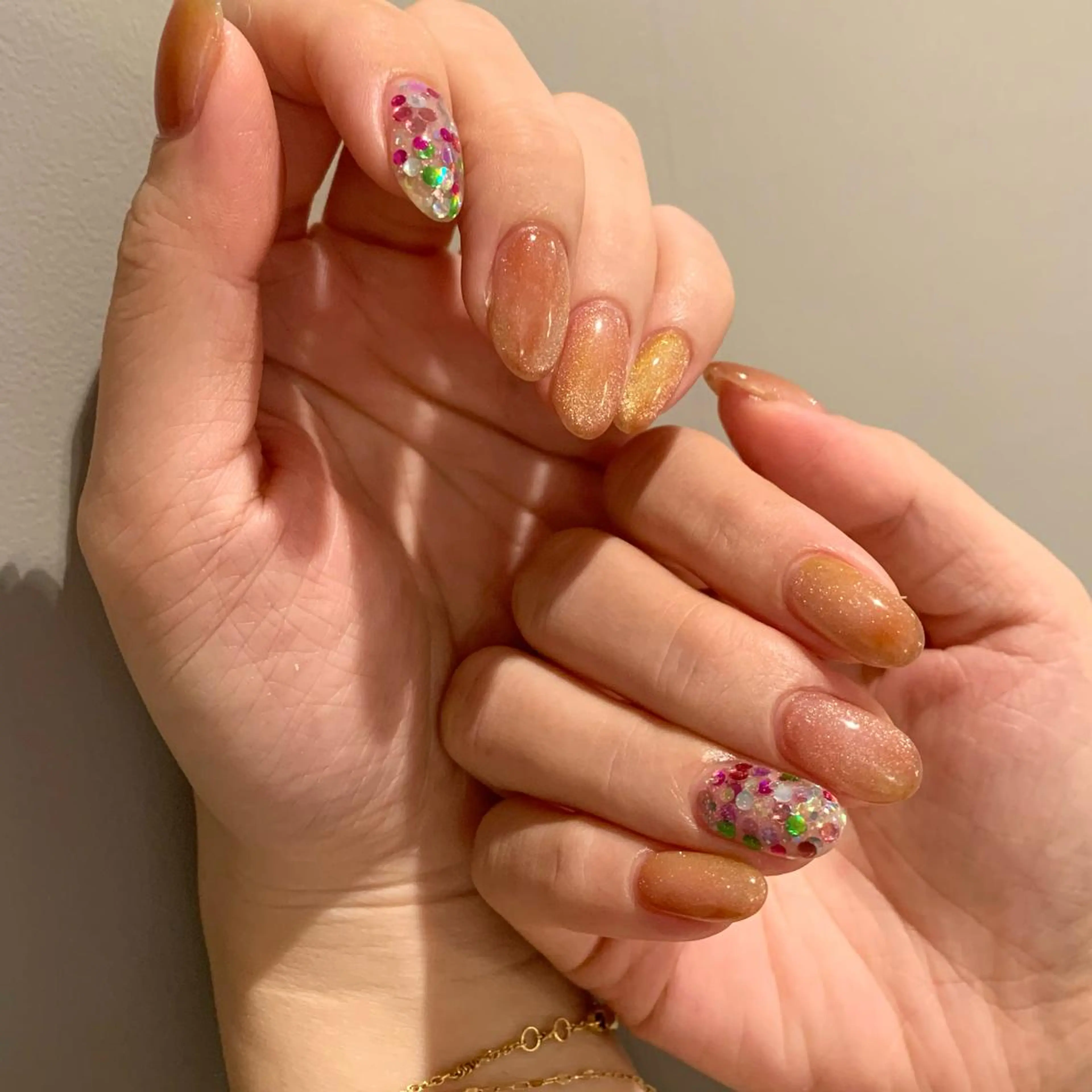 ネイル ハンドネイル ウシク ミユキのネイルデザイン