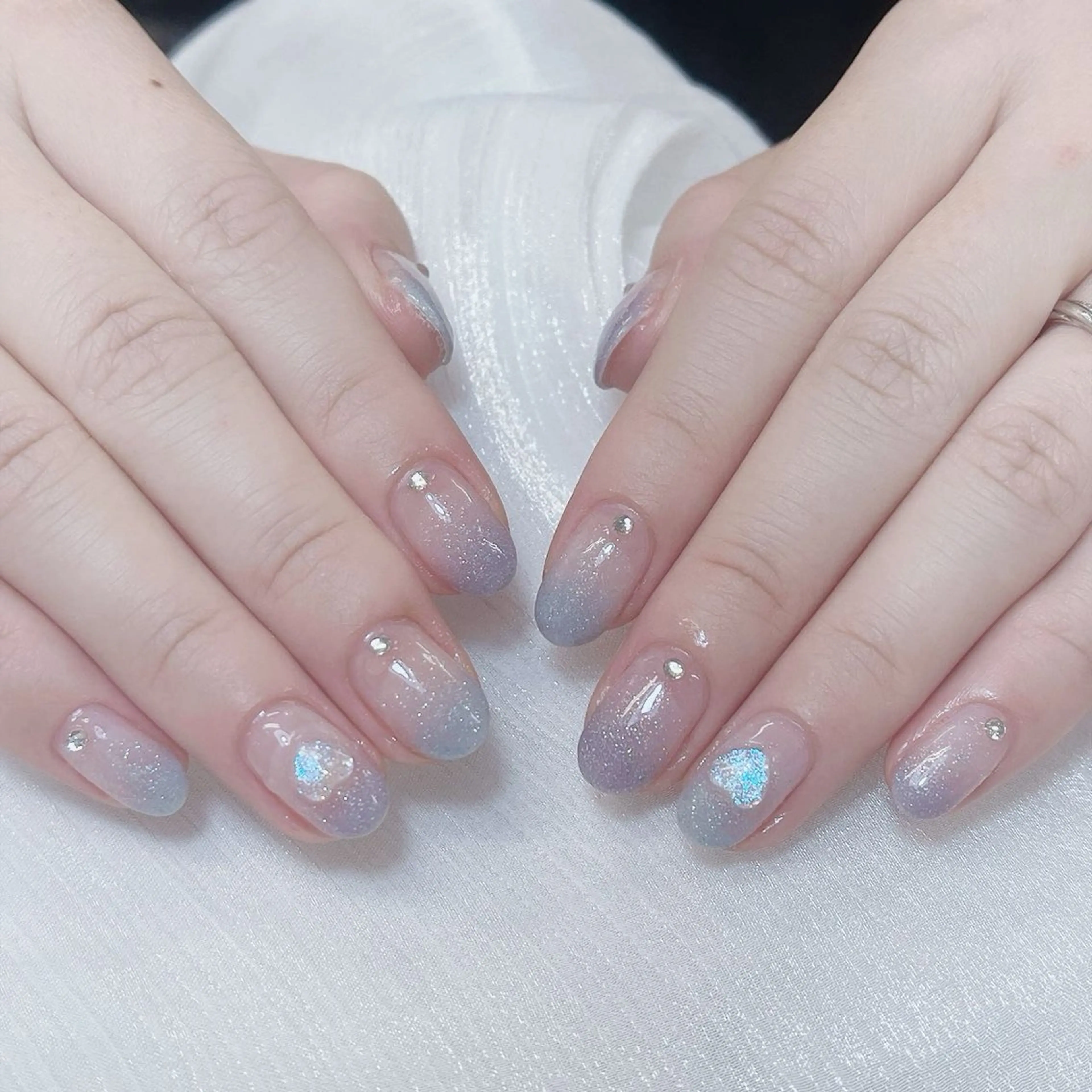ネイル チークネイル 成人式 フレンチネイル グラデーション 氷ネイル・うるうるネイル ハンドネイル DUO MI所属・キ キnailのネイルデザイン