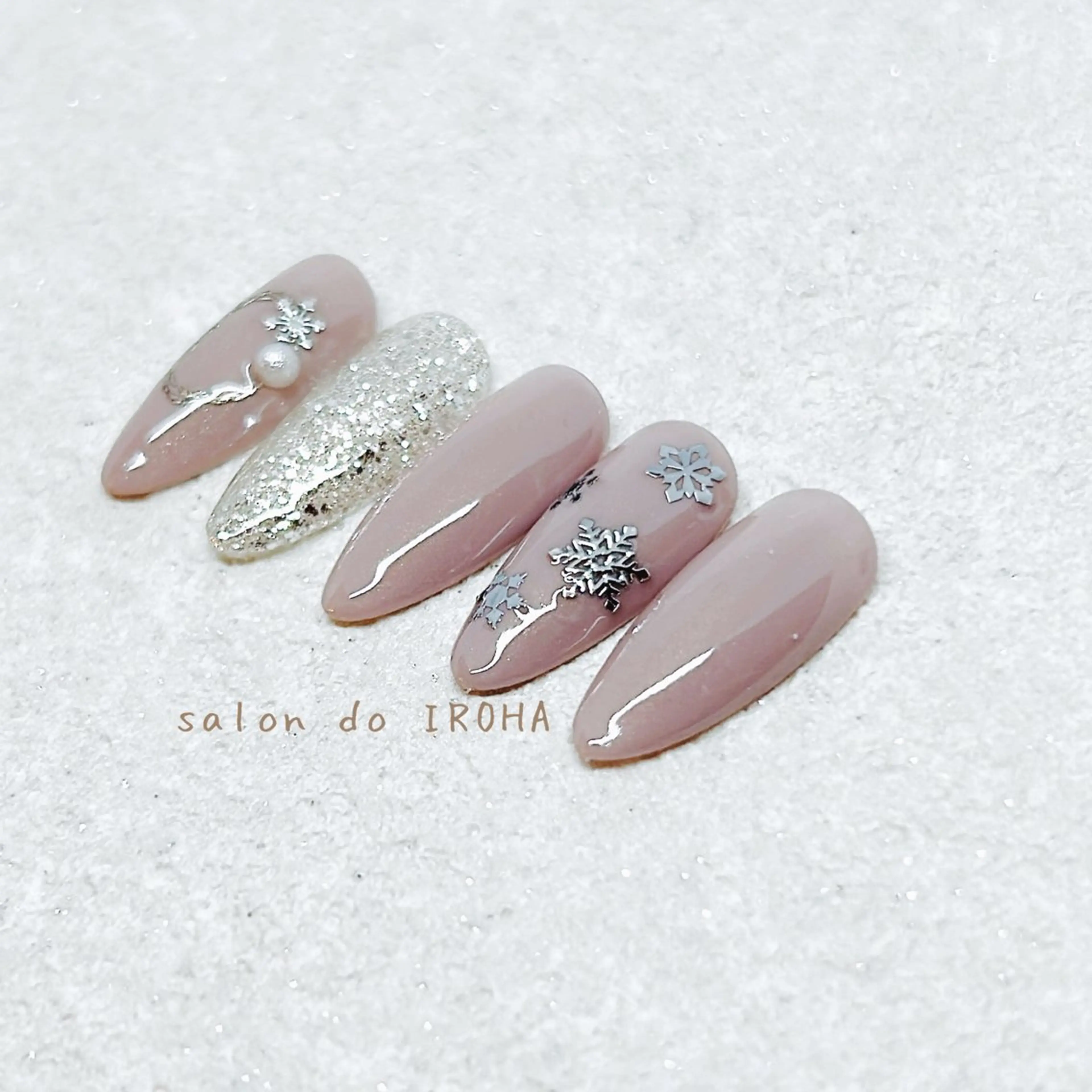 ネイル サロン ド イロハ所属・サロンドイロハ e.satoのネイルデザイン