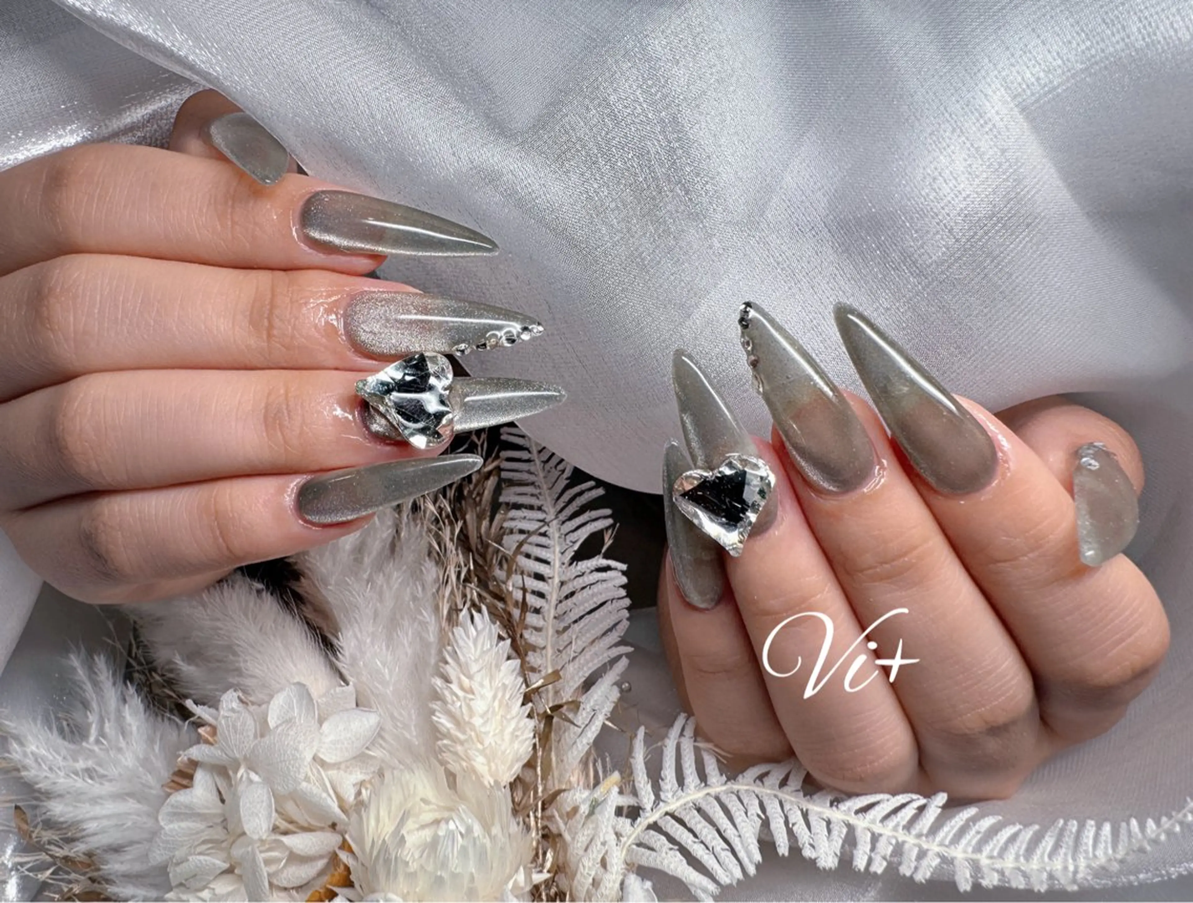 ネイル ハンドネイル ✨Nailsalon Vi+✨のネイルデザイン