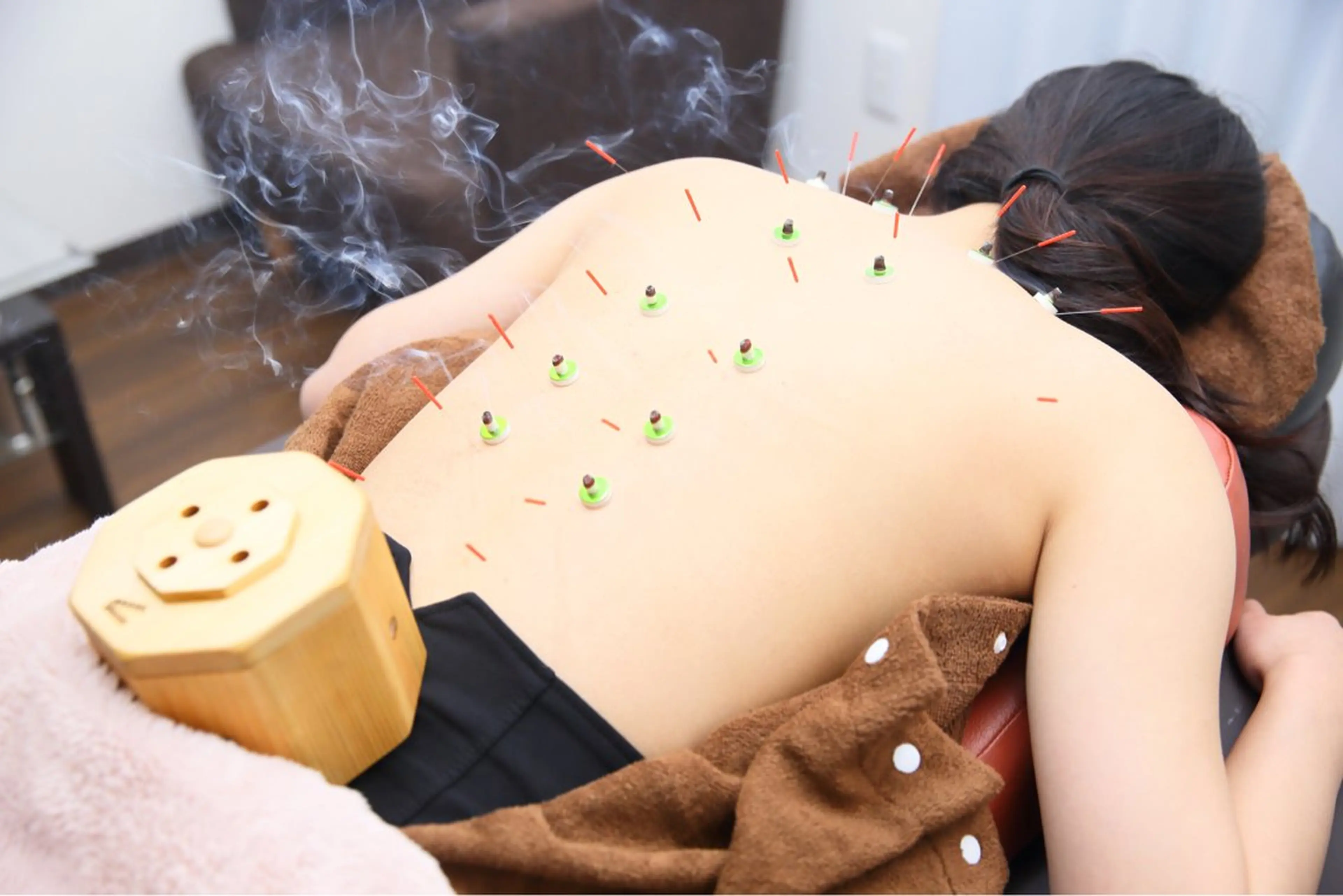 エステ リラク 小顔ハーブピーリング 美容鍼/毛穴洗浄のエステ・リラクイメージ