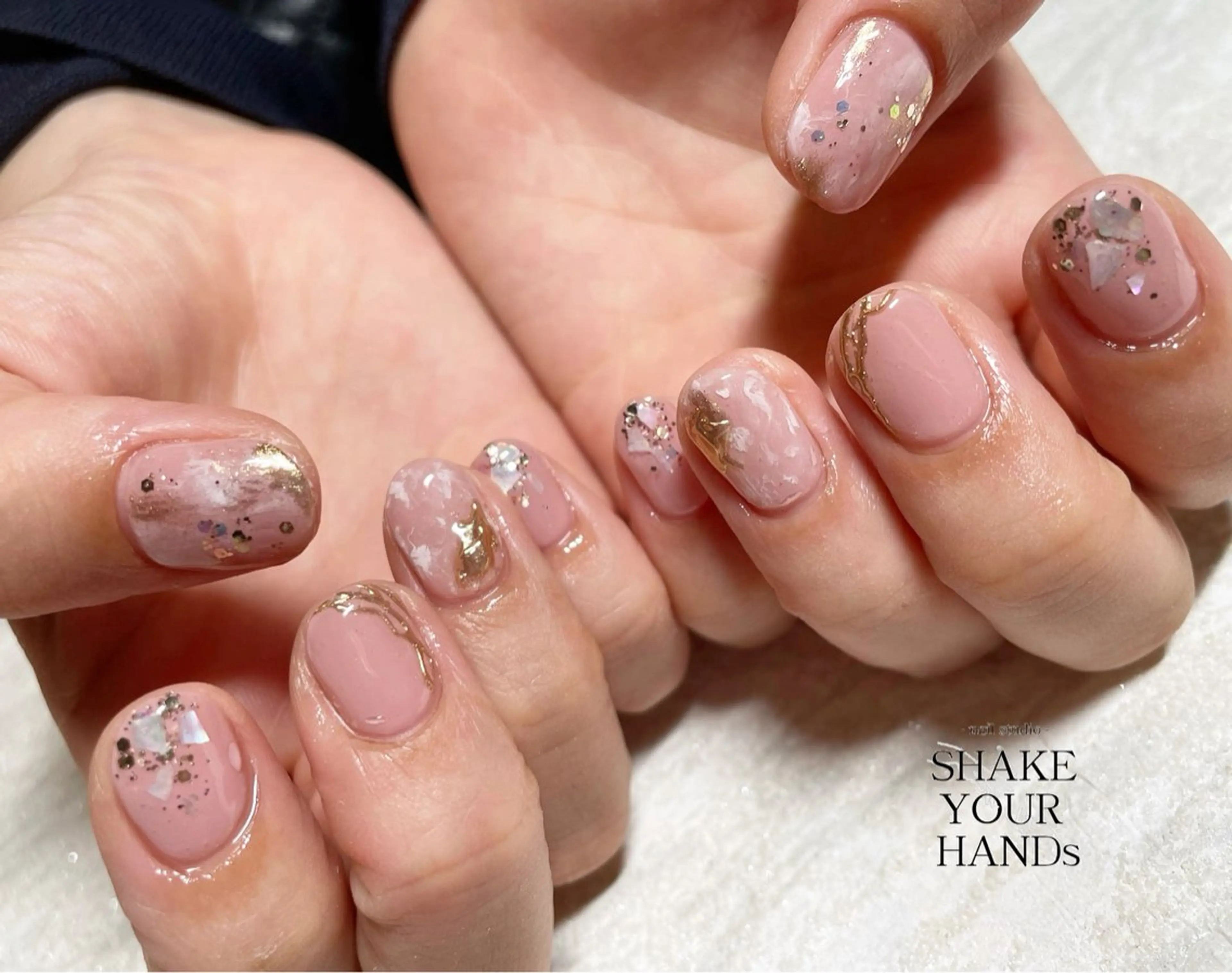 ネイル ニュアンスネイル ハンドネイル ネイルスタジオ シェイクユアハンズのネイルデザイン