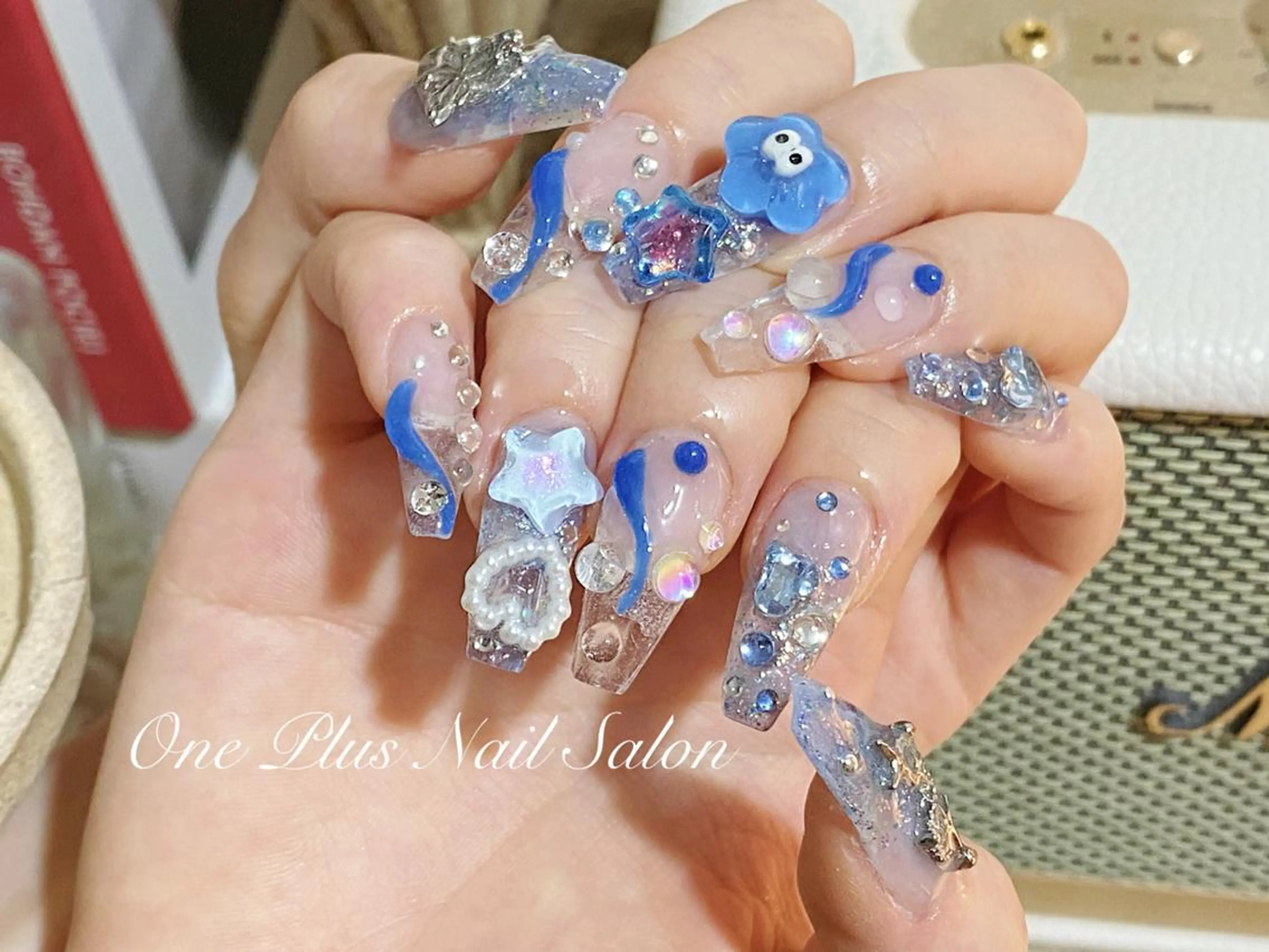 ネイル One Plus Nail Salonのネイルデザイン