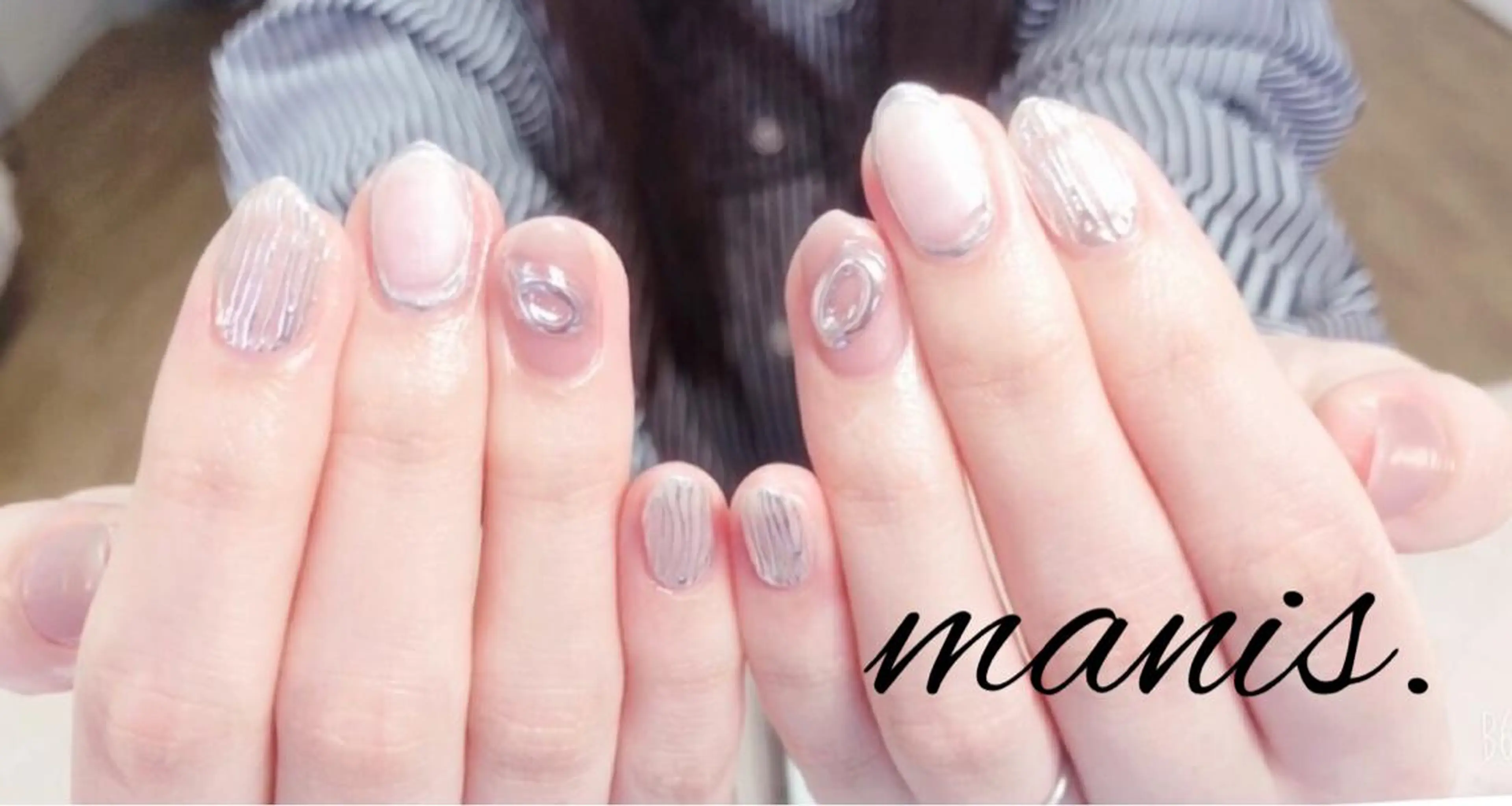 ネイル manis .のネイルデザイン