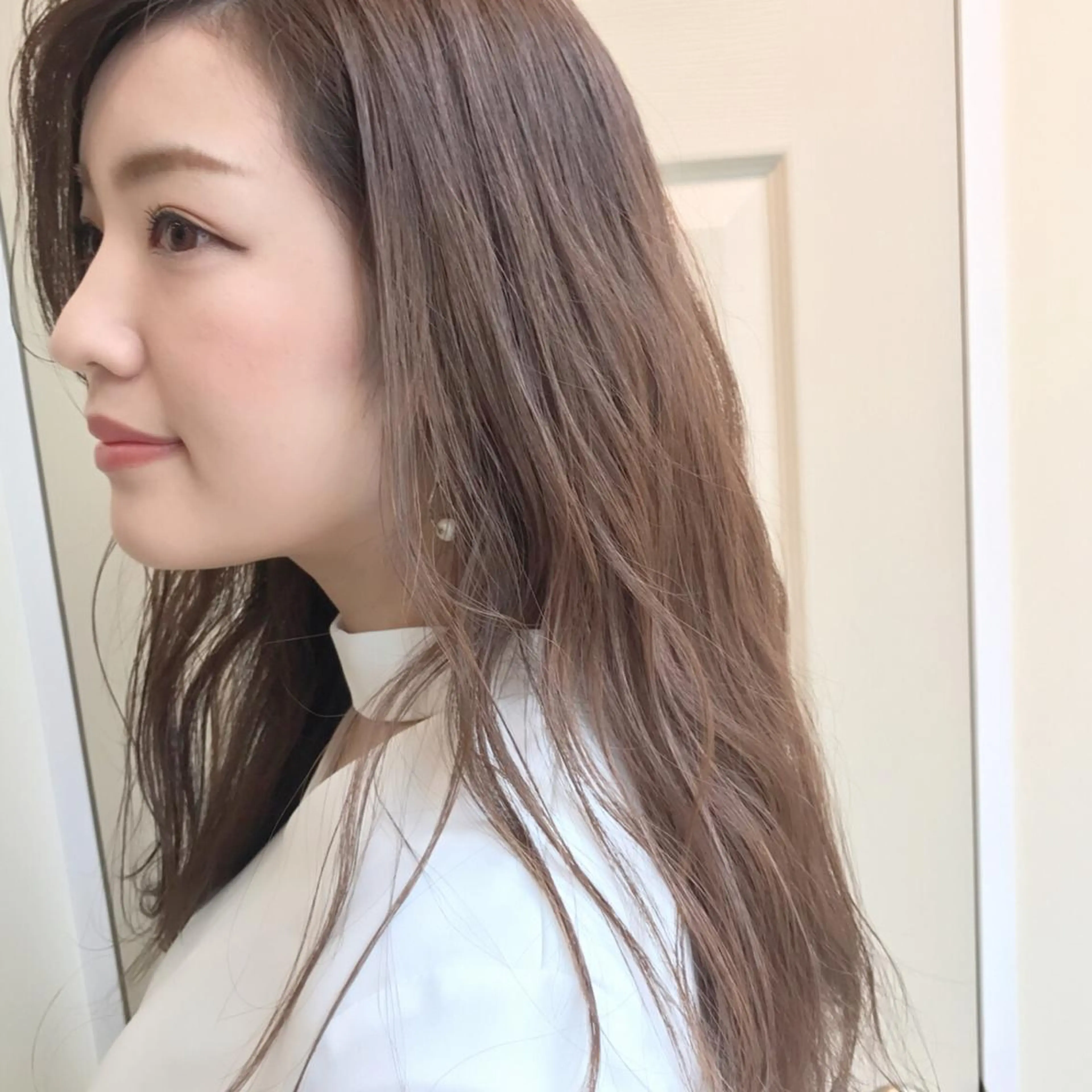 ロング カラー イルミナカラー HARUNA🤍 大人ショートヘアのヘアスタイル