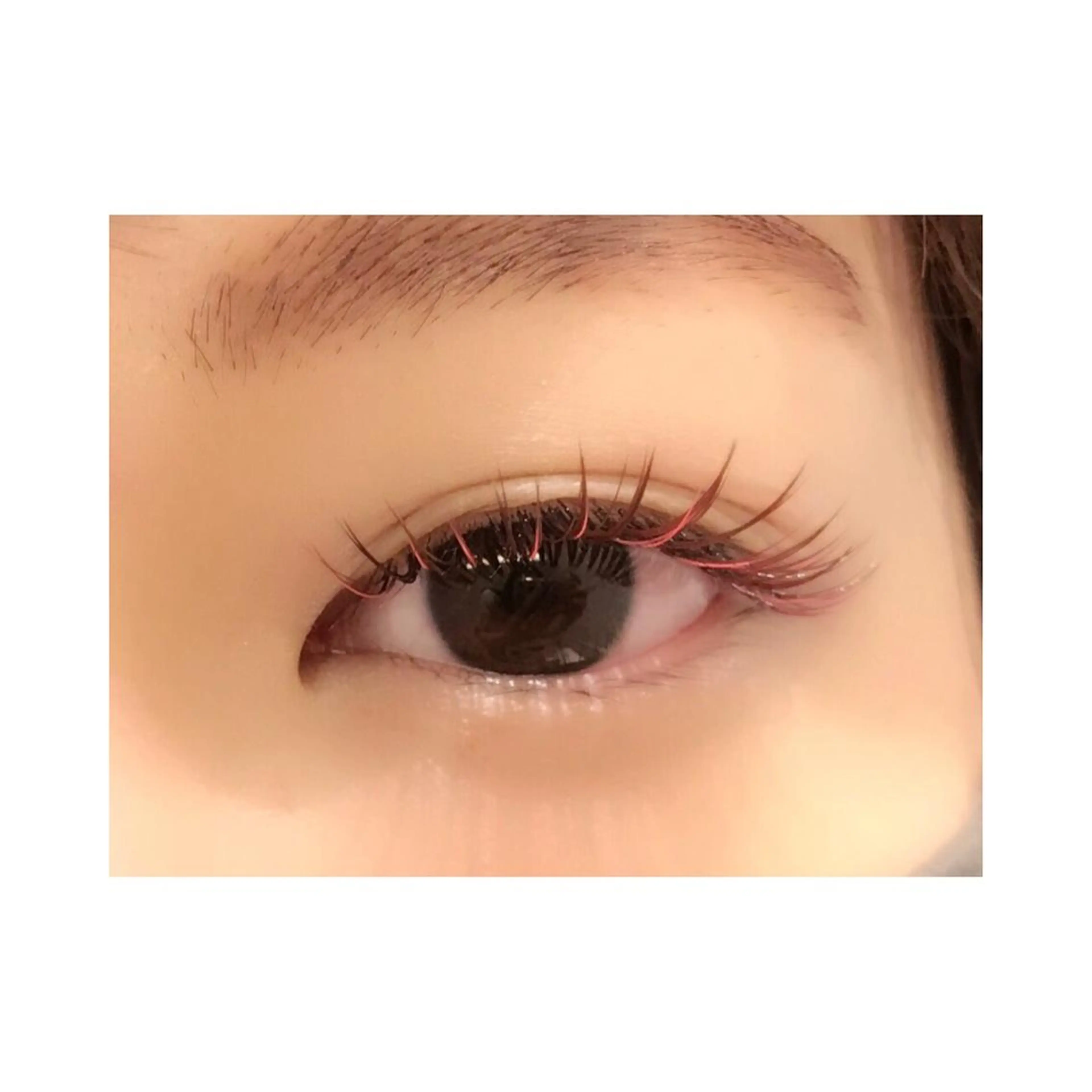 マツエク・マツパ カラーマツエク Cheri所属・きし かりんの眉毛・アイブロウイメージ