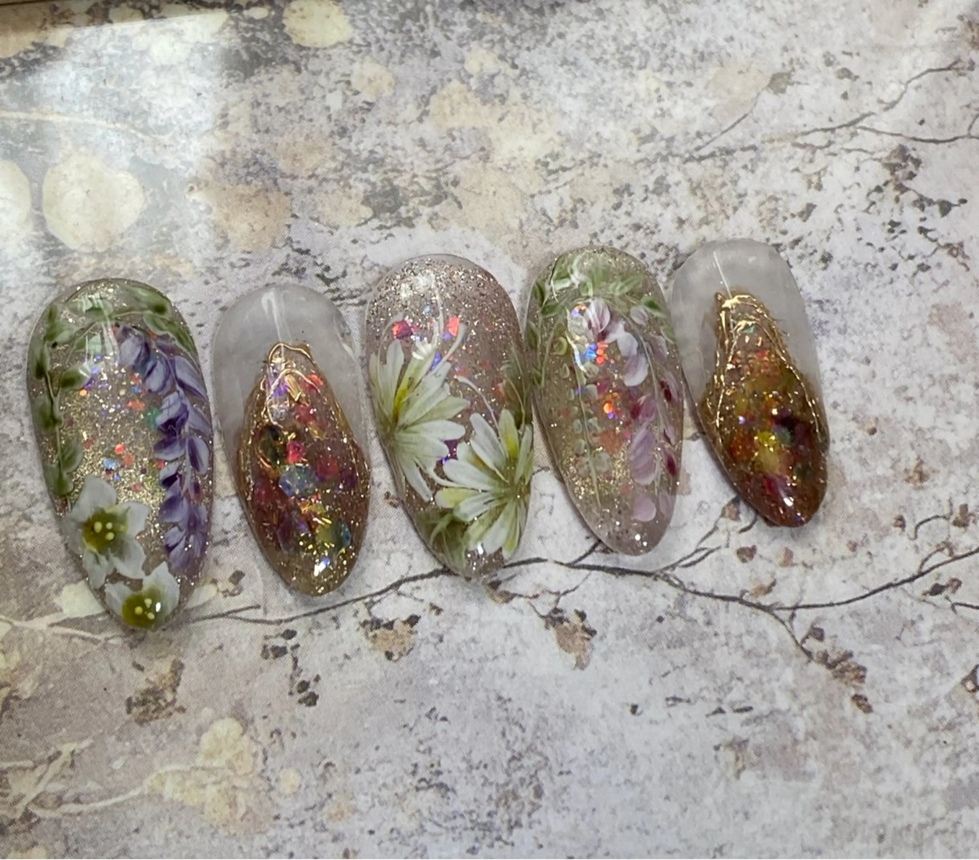 ネイル フラッシュネイル マグネットネイル 自宅ネイルサロン ♦️nuance♦️のネイルデザイン