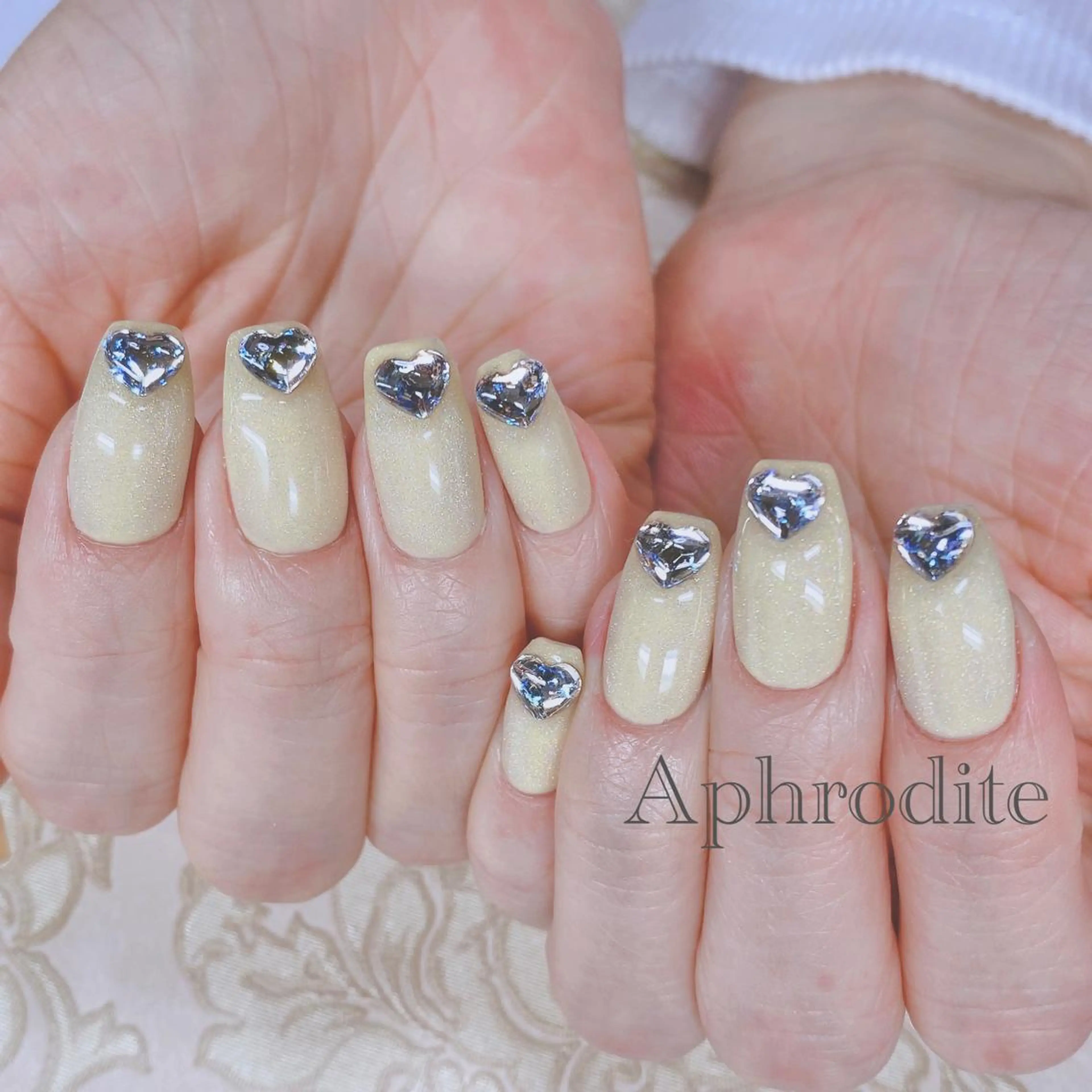 ネイル Aphrodite パラジェル認定サロンのネイルデザイン